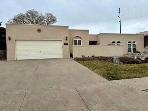 Photo of 1906 Monte Largo Drive NE, Albuquerque, NM 87112 (MLS # 1097587)