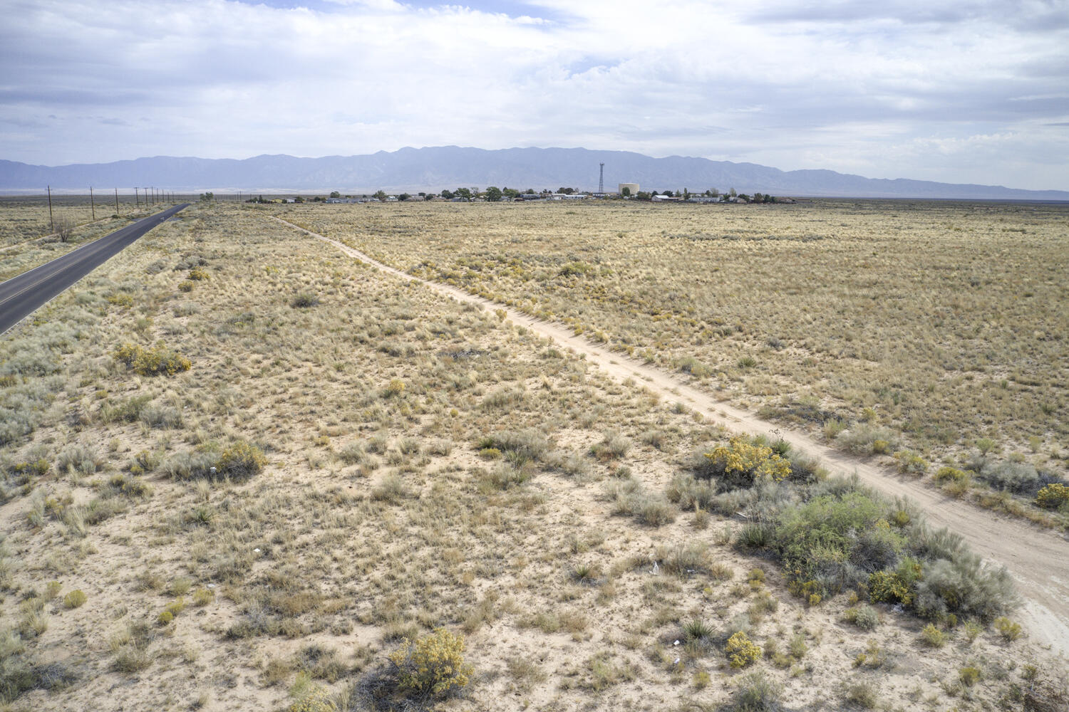 Manzano Expressway, Belen, New Mexico image 31