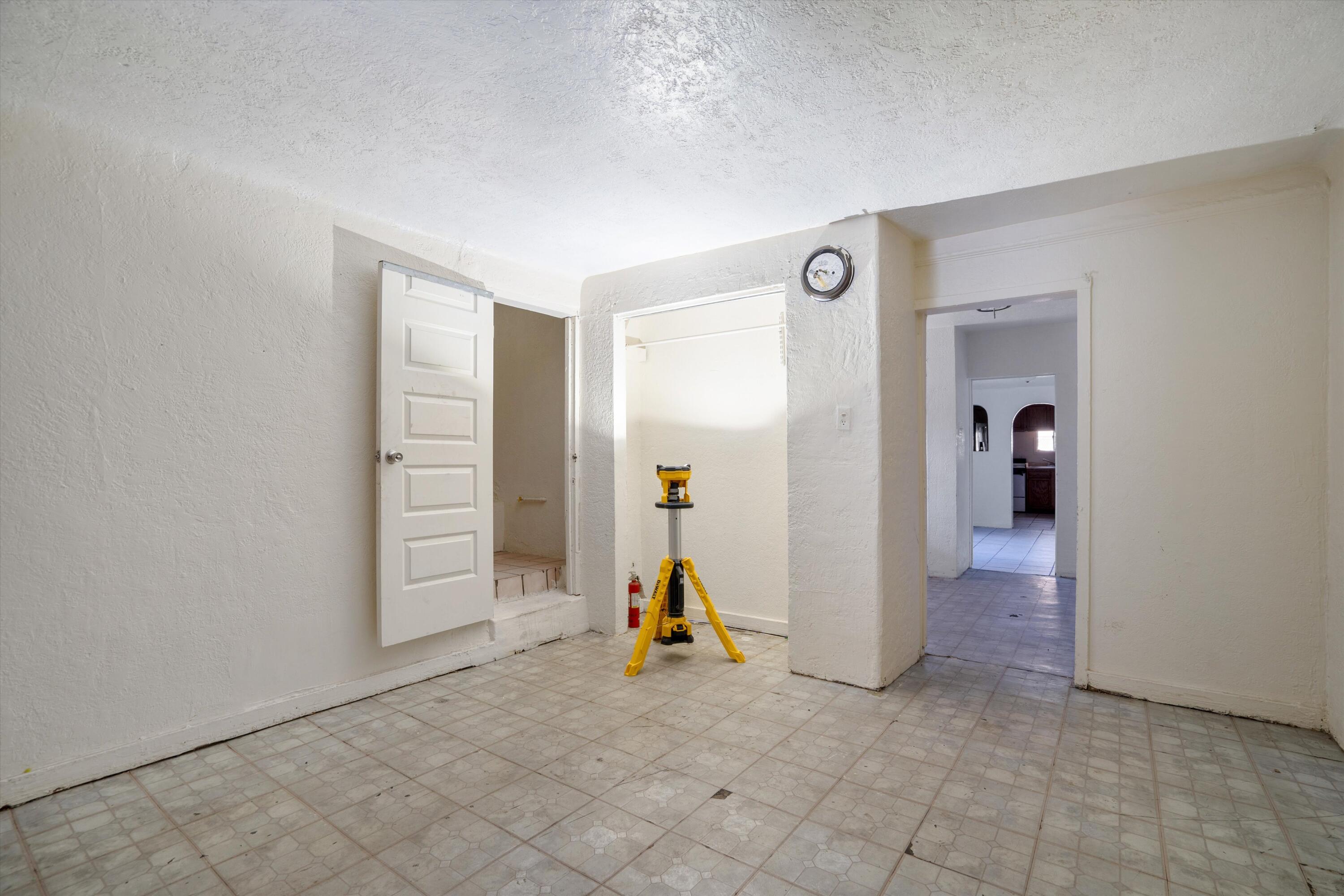 917 Edith Boulevard, Albuquerque, New Mexico image 17