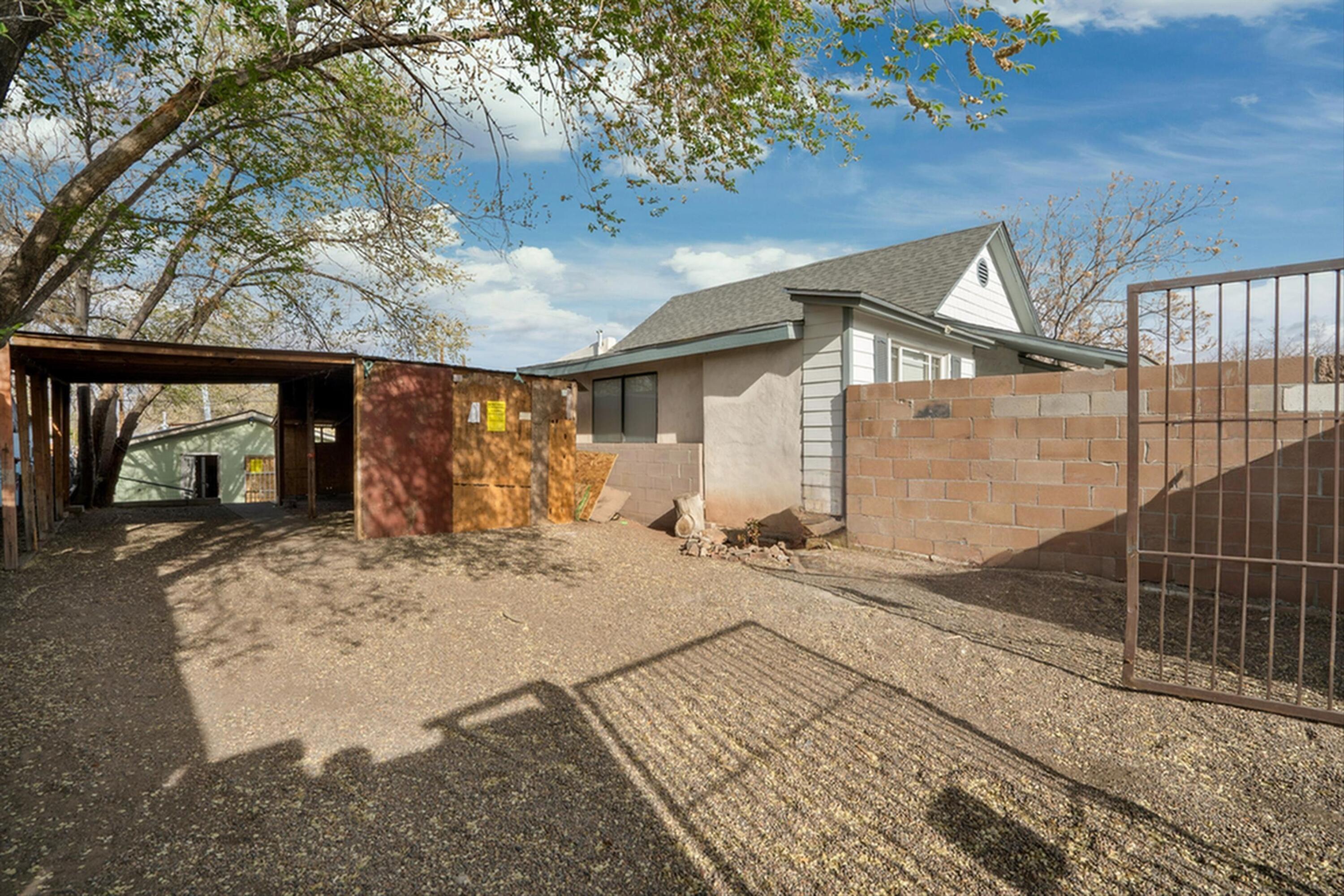917 Edith Boulevard, Albuquerque, New Mexico image 2