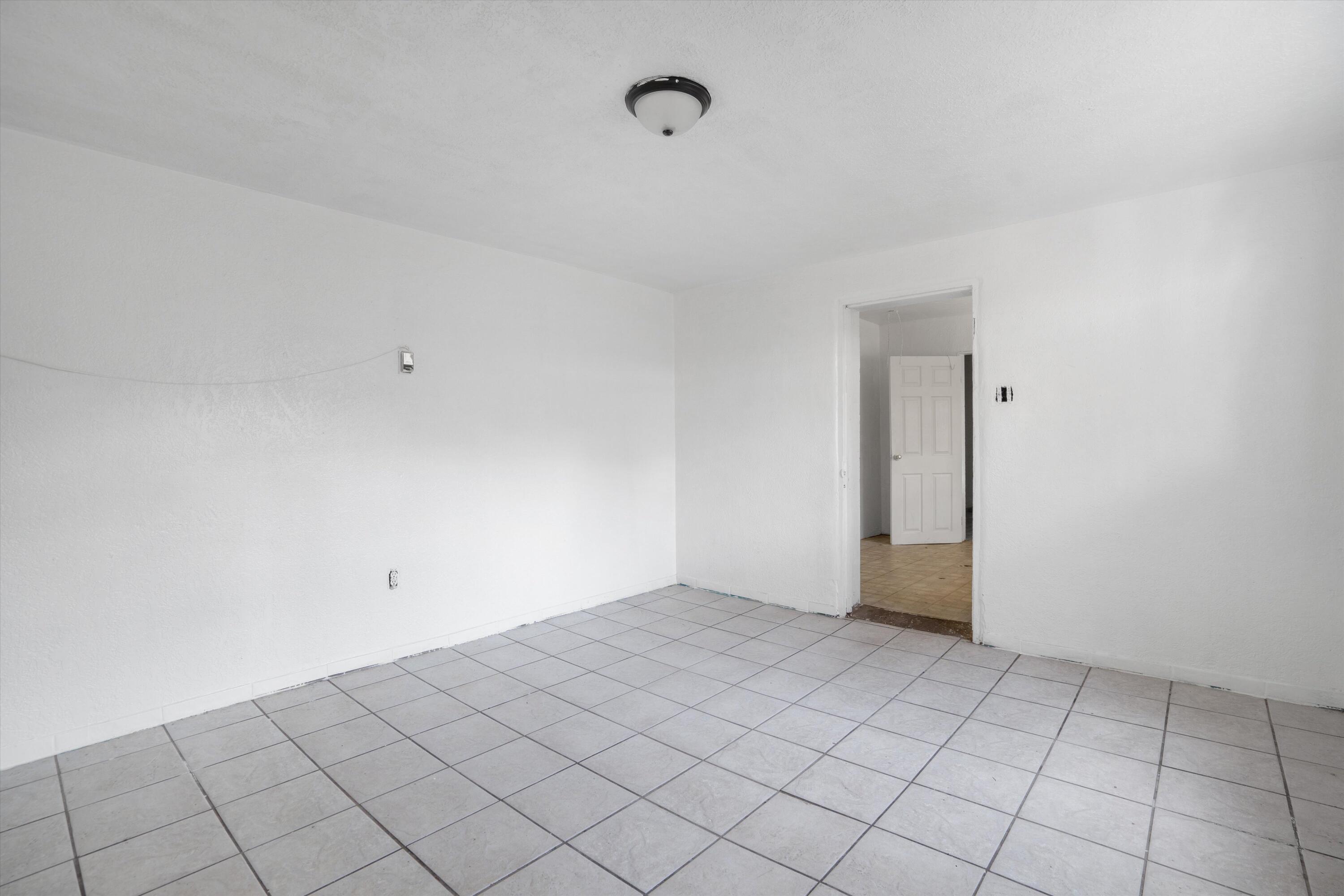 917 Edith Boulevard, Albuquerque, New Mexico image 10