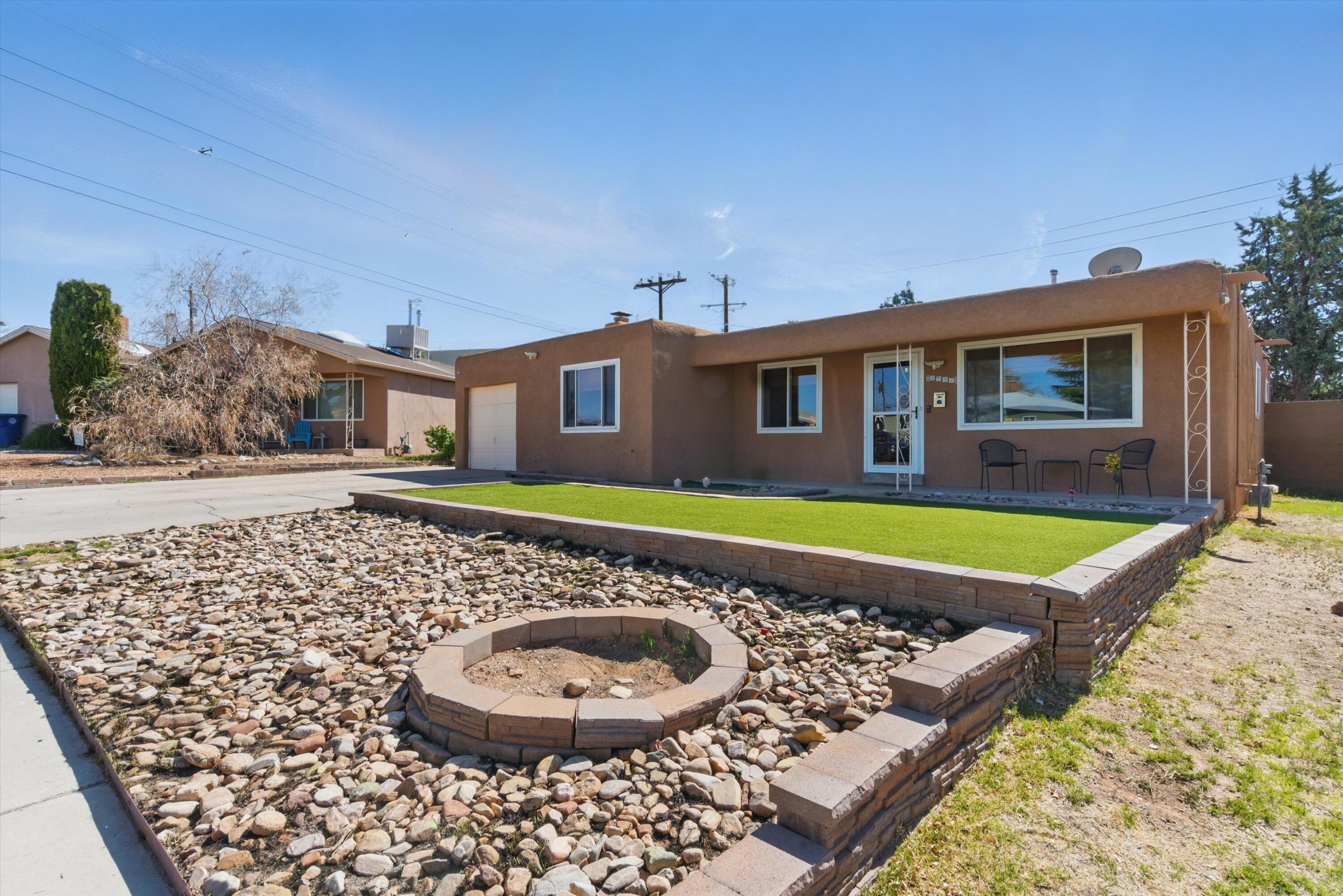 9738 Morrow Avenue, Albuquerque, New Mexico image 1