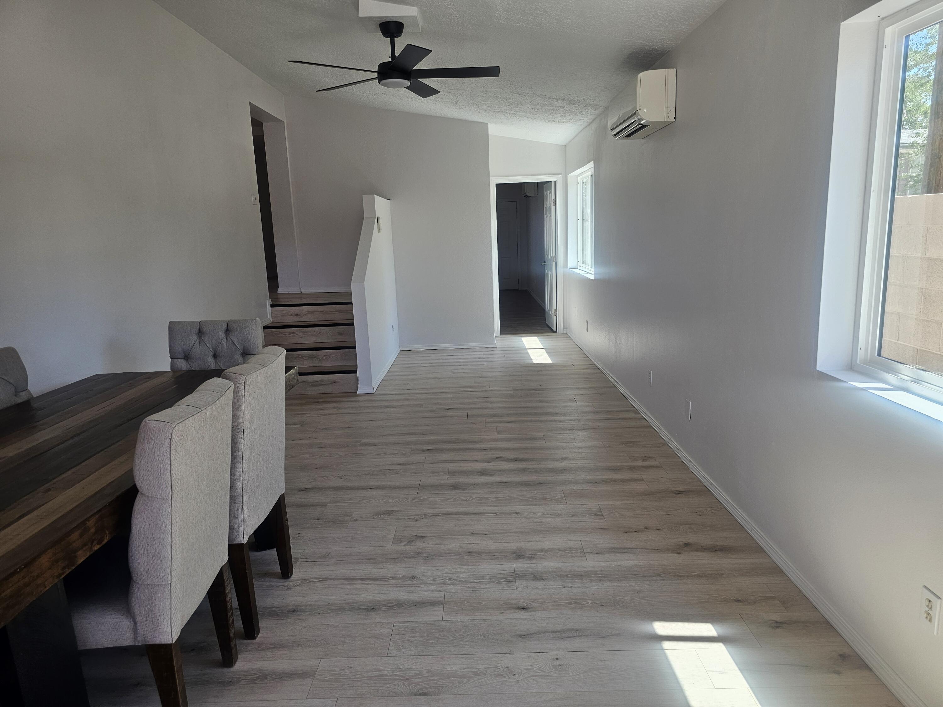 244 E Avenida Bernalillo