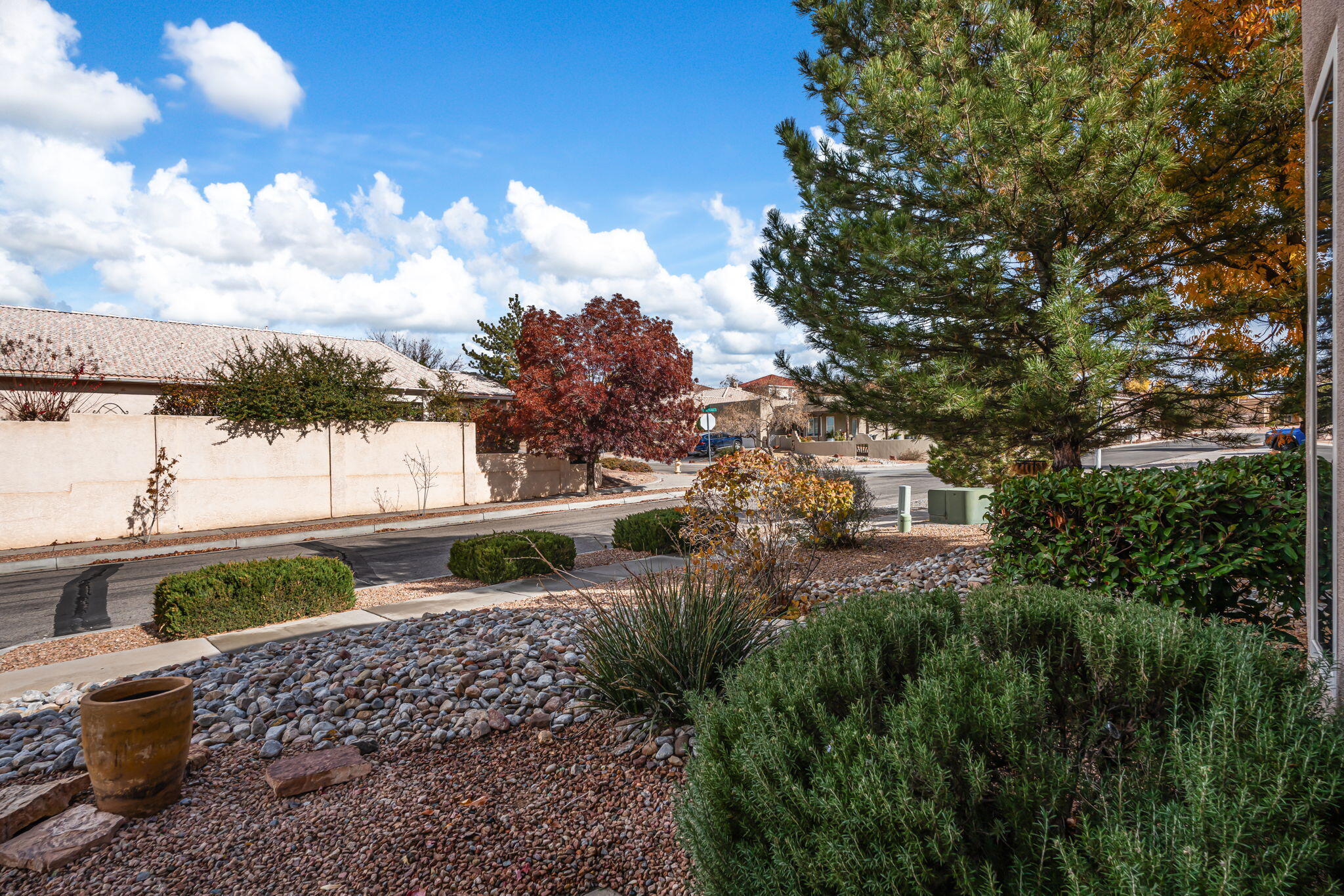 4400 Noche Clara Avenue NW