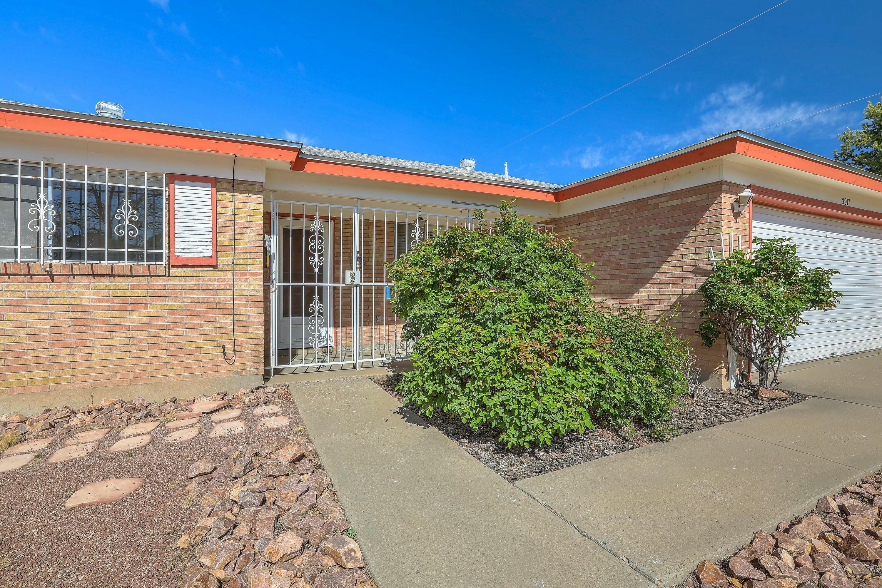 2917 Indiana Street, Albuquerque, New Mexico image 1