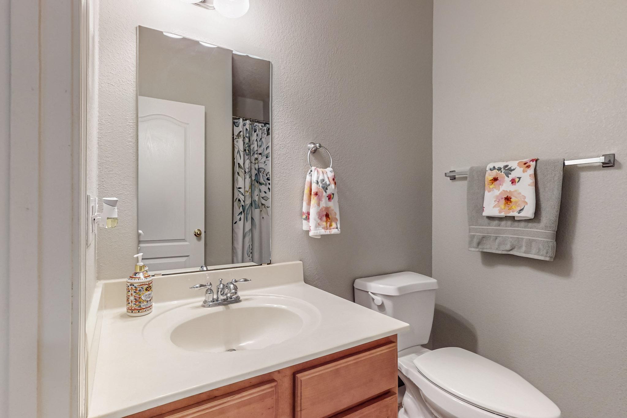 Photo 12 of 49 of 1805 Terra De Sol Drive SE house