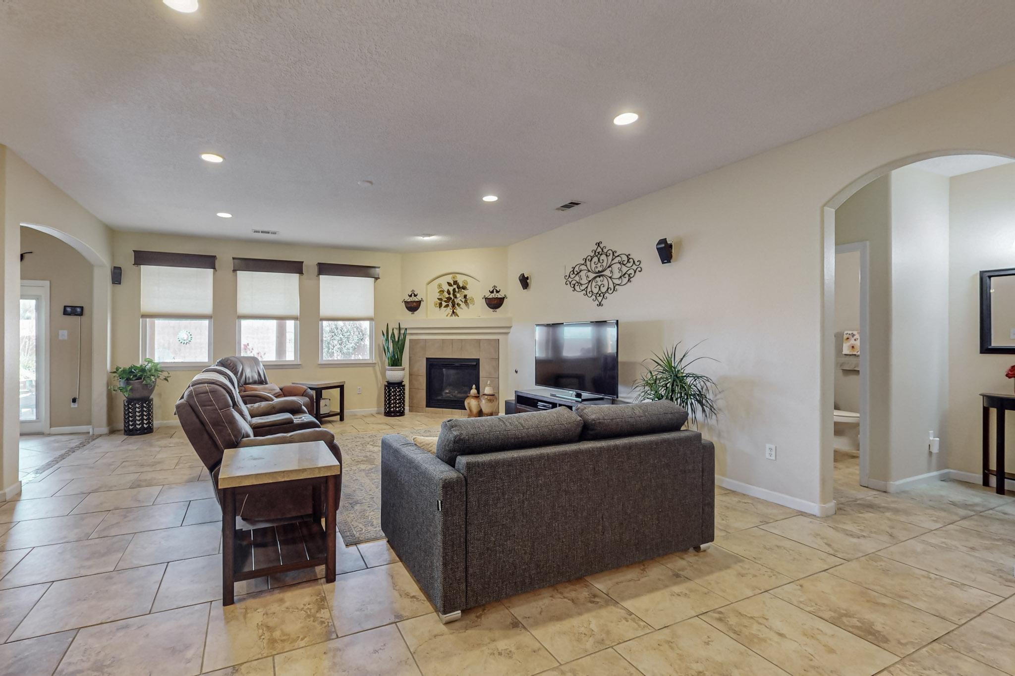 Photo 4 of 49 of 1805 Terra De Sol Drive SE house