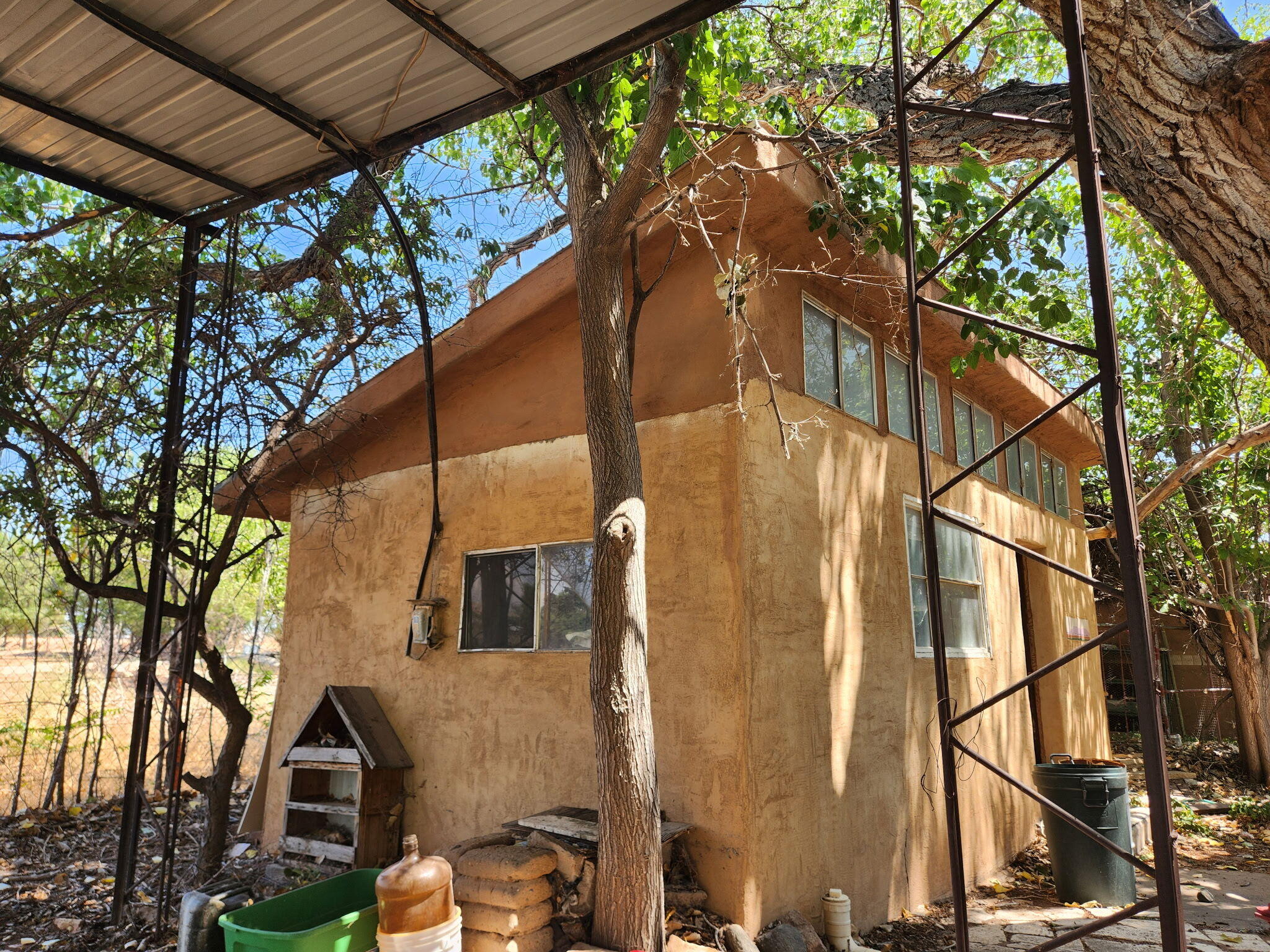 30 Pluma Road