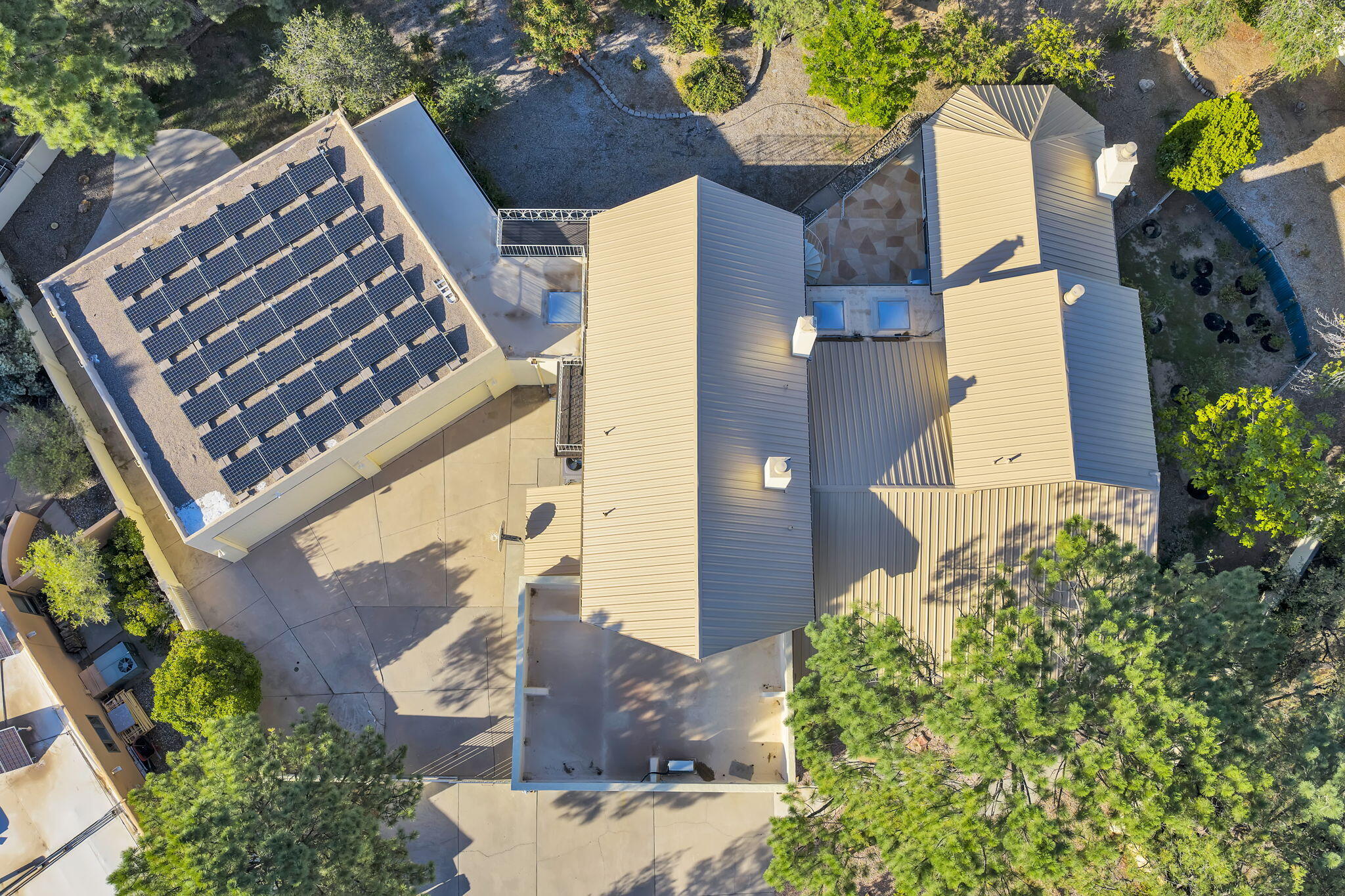 9117 Luna Del Oro Road NE