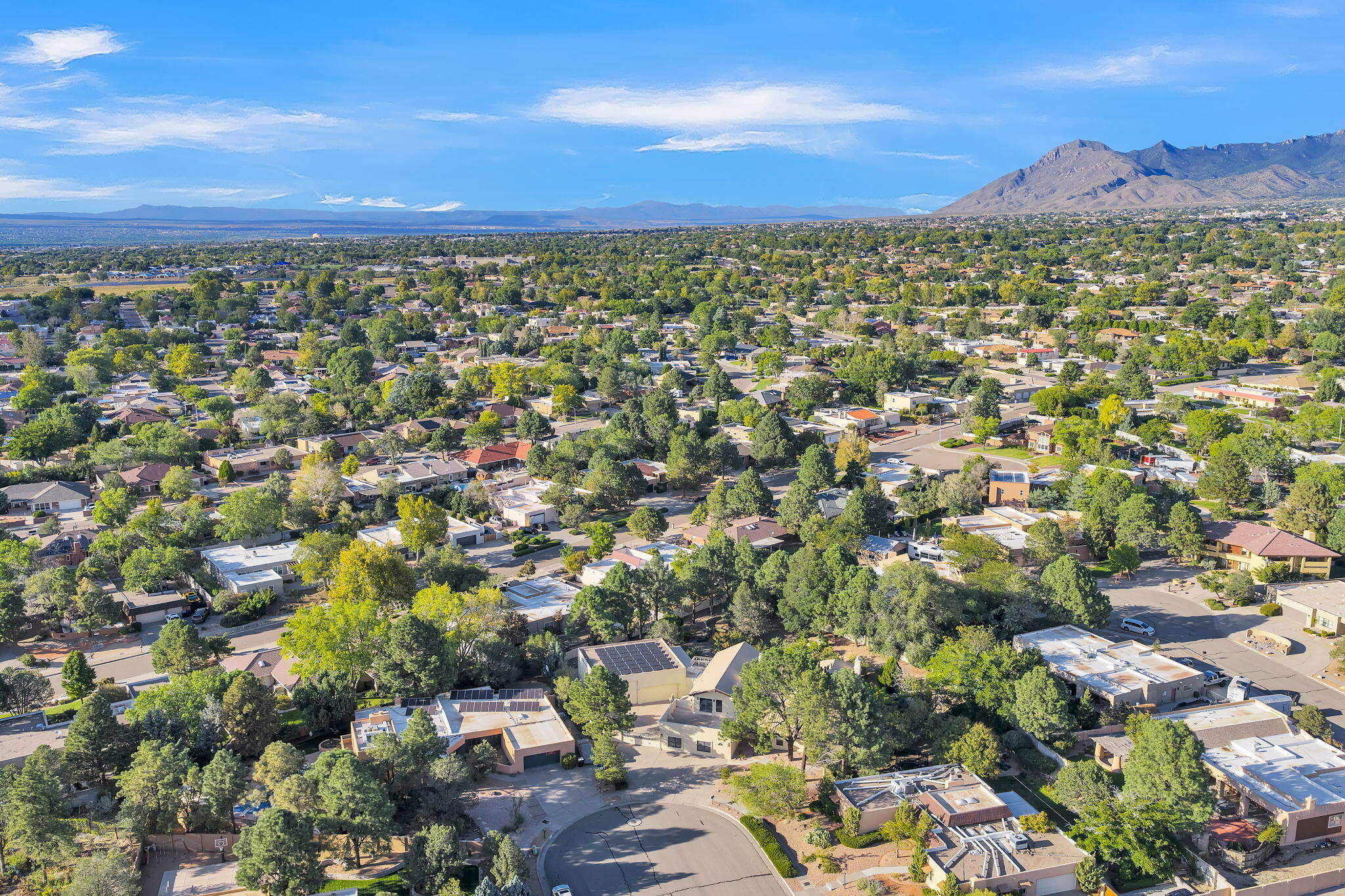 9117 Luna Del Oro Road NE