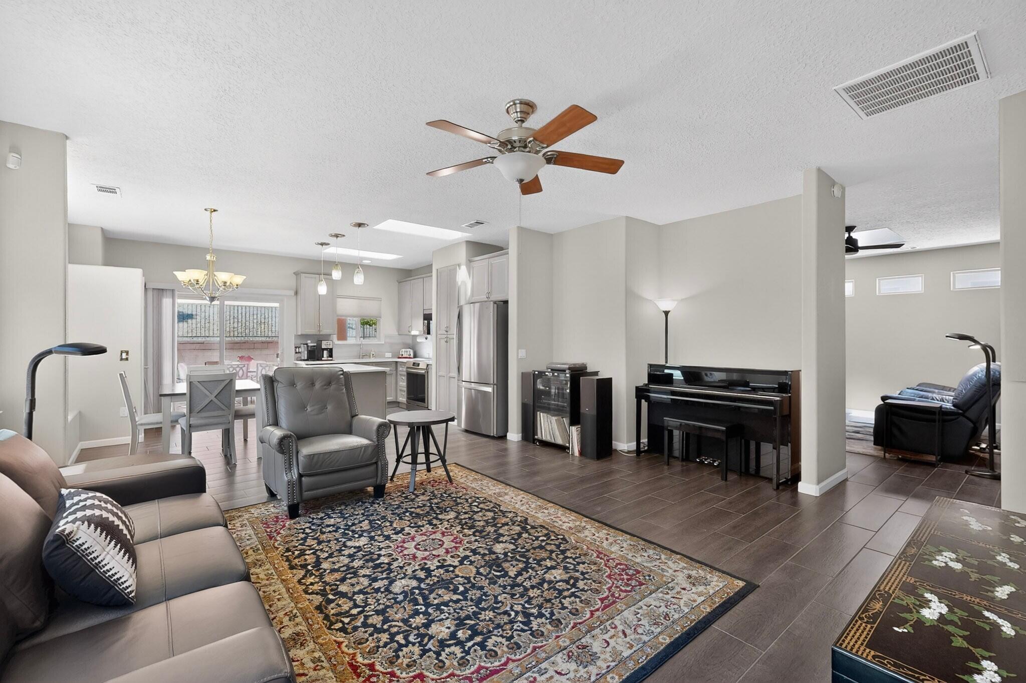 1019 Desert Willow Court