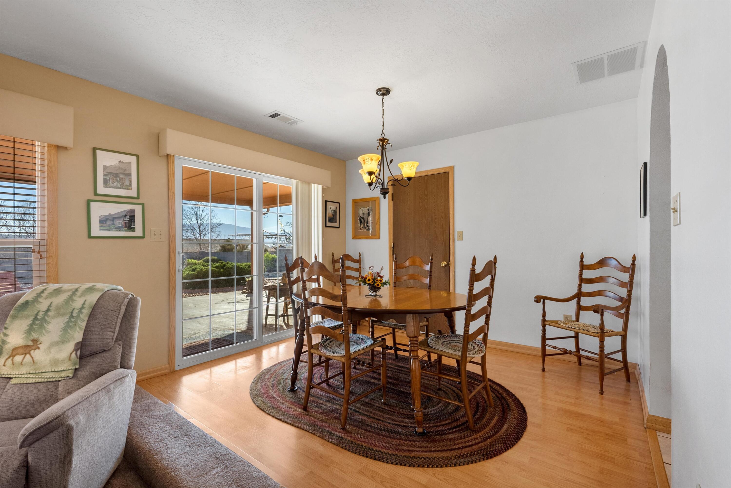 802 Western Hills Drive, Rio Rancho, New Mexico image 9