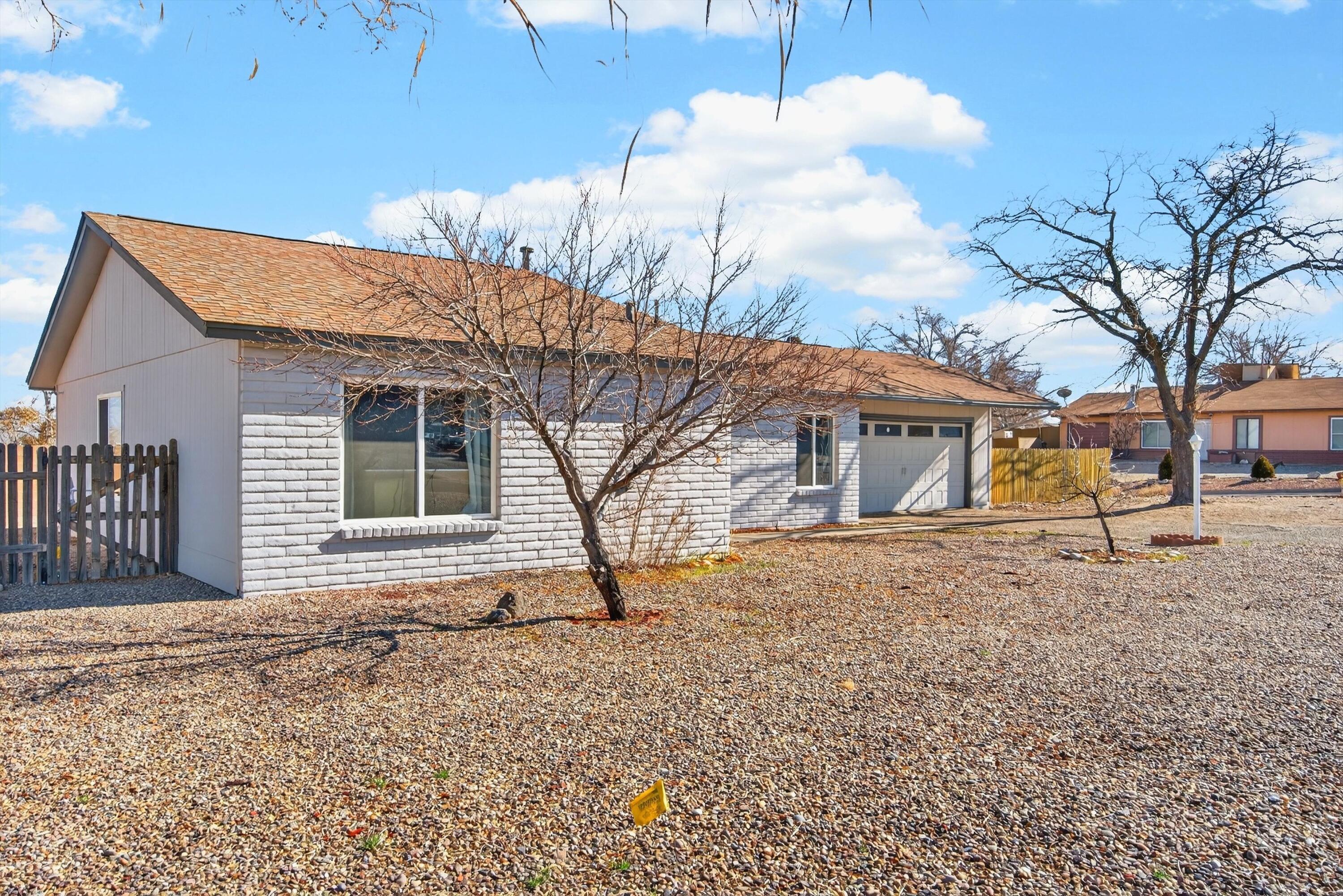 670 Polaris Boulevard SE