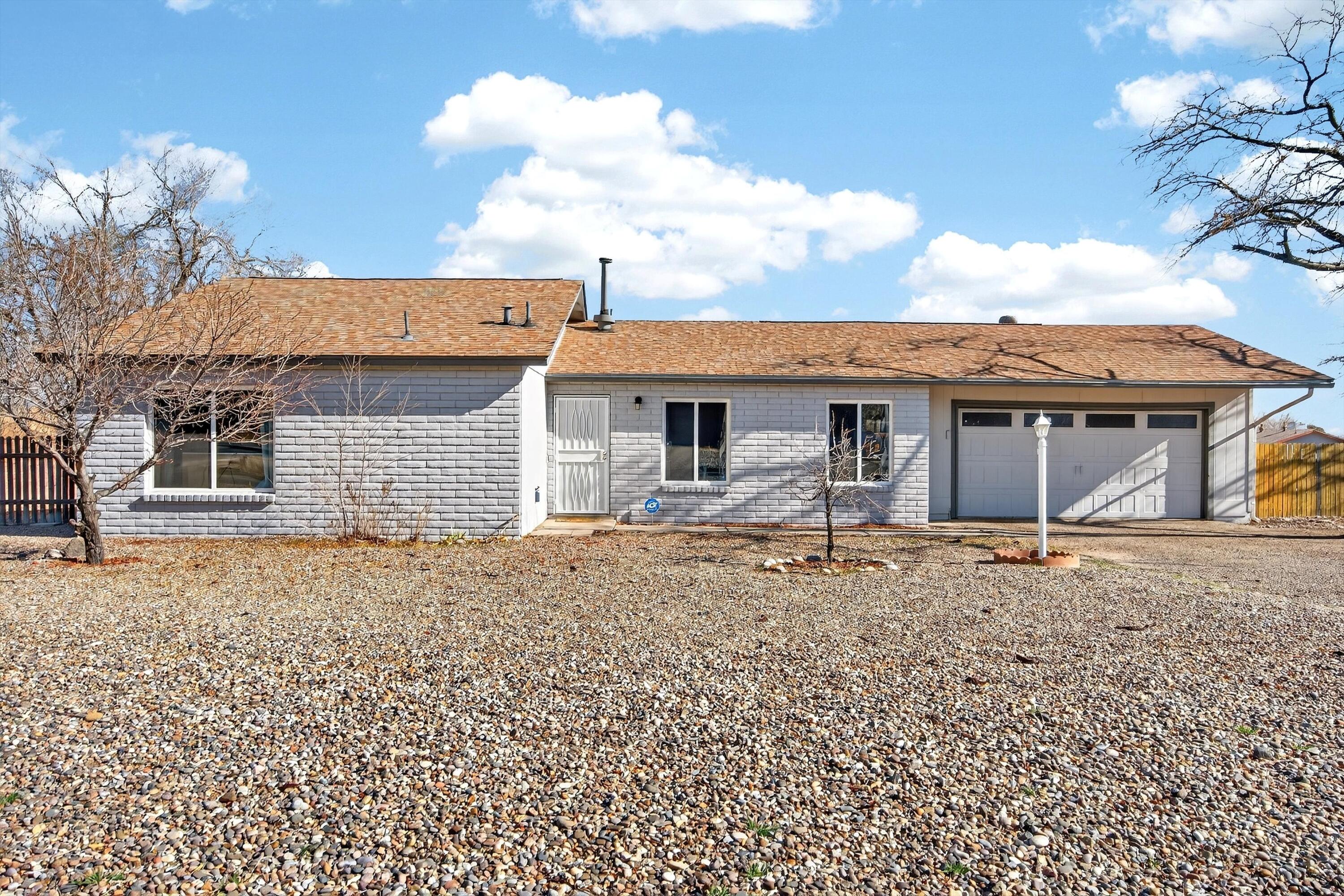 670 Polaris Boulevard SE