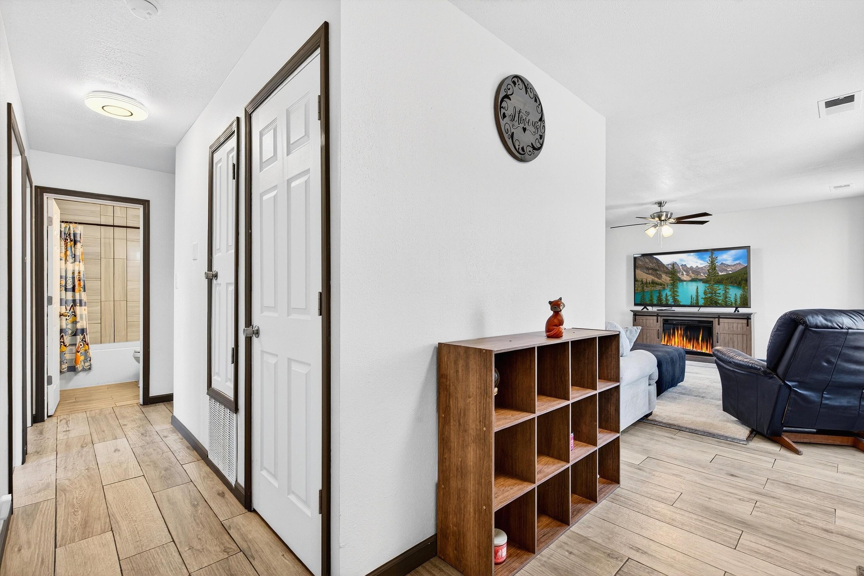 670 Polaris Boulevard SE