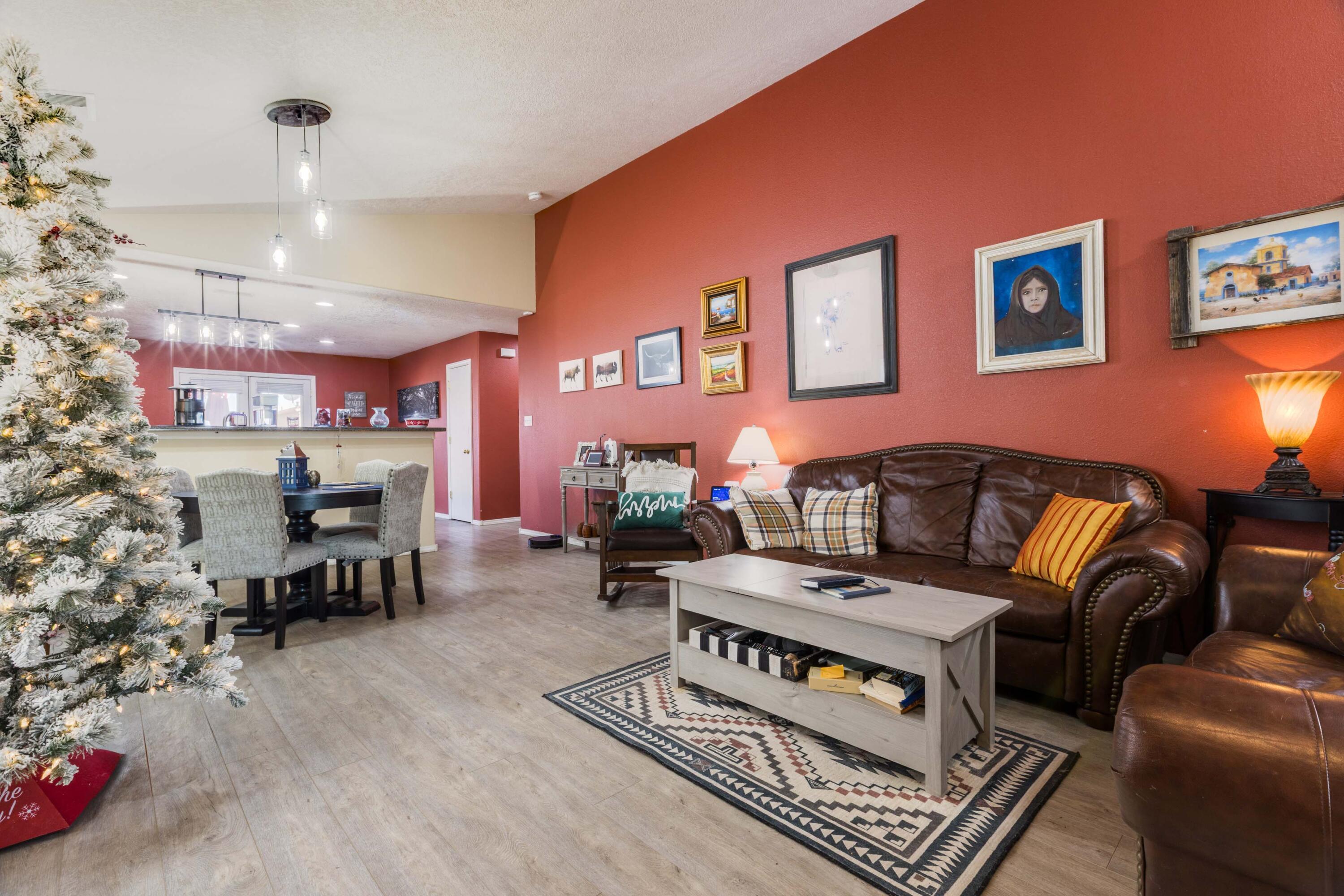 1821 Gallinas Road NE