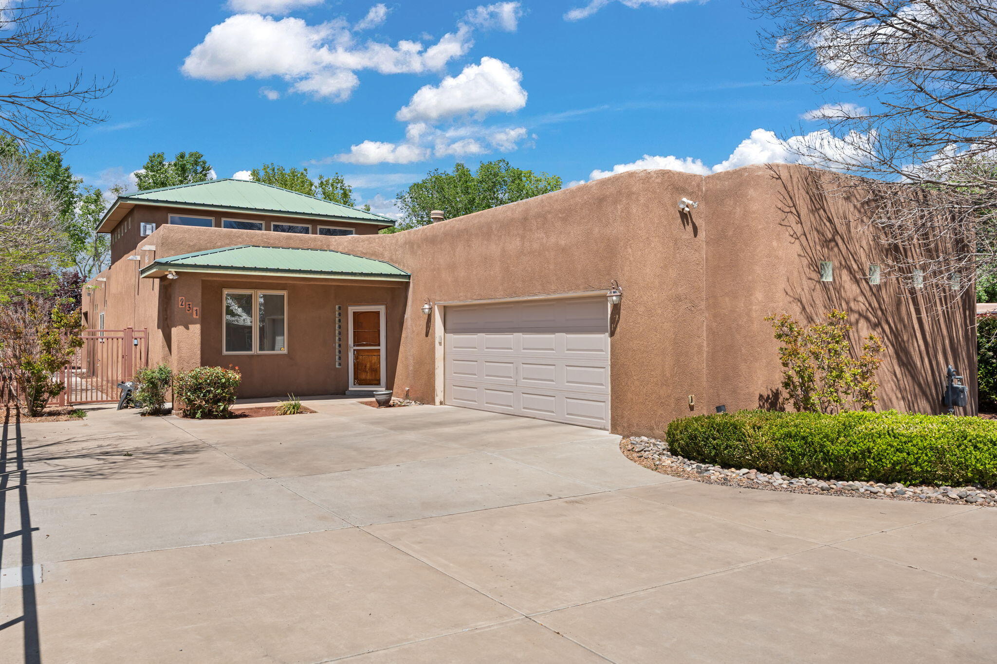 231 Ranchitos Road, Albuquerque, New Mexico image 1