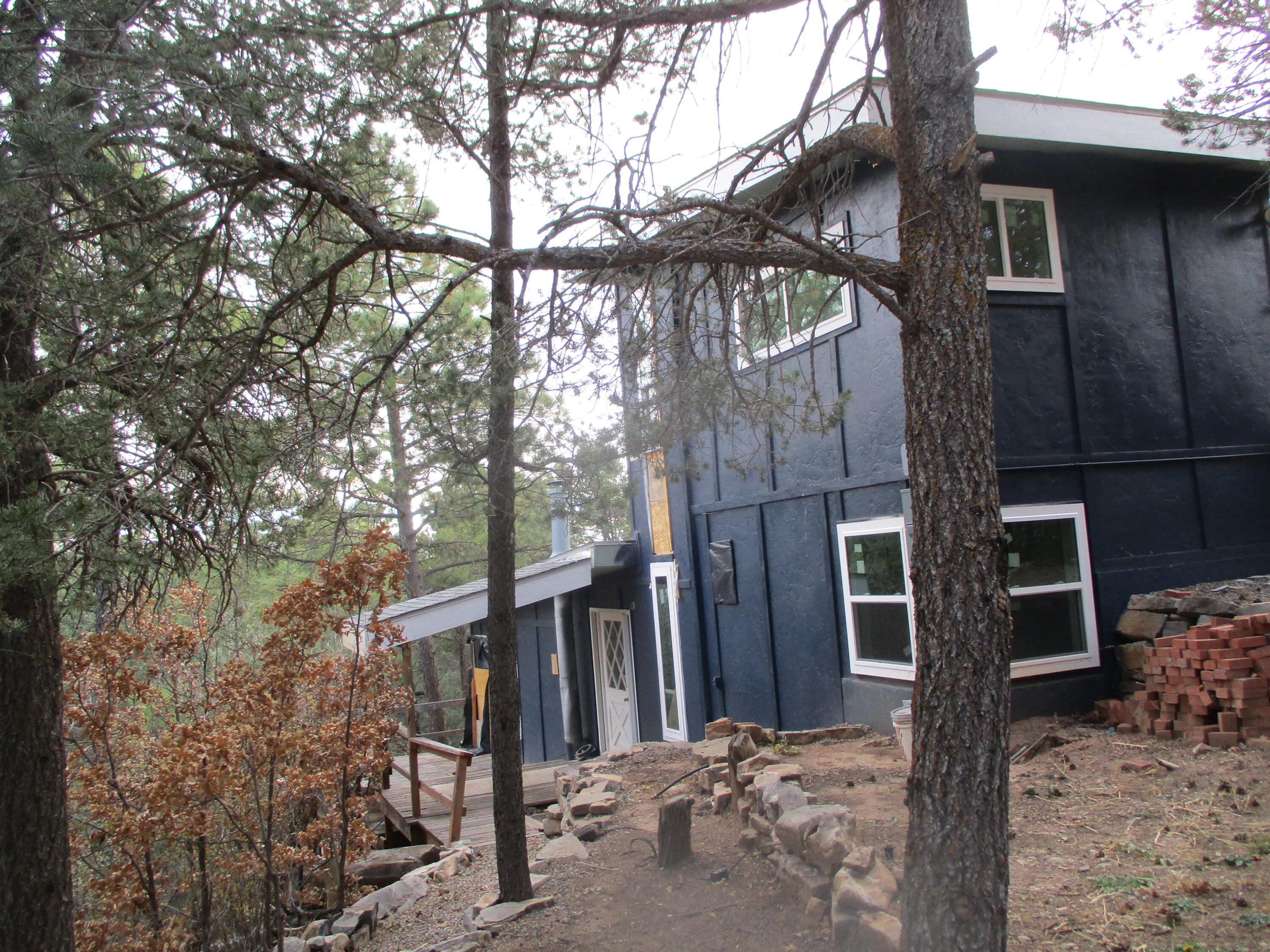 23 SKYLAND Boulevard