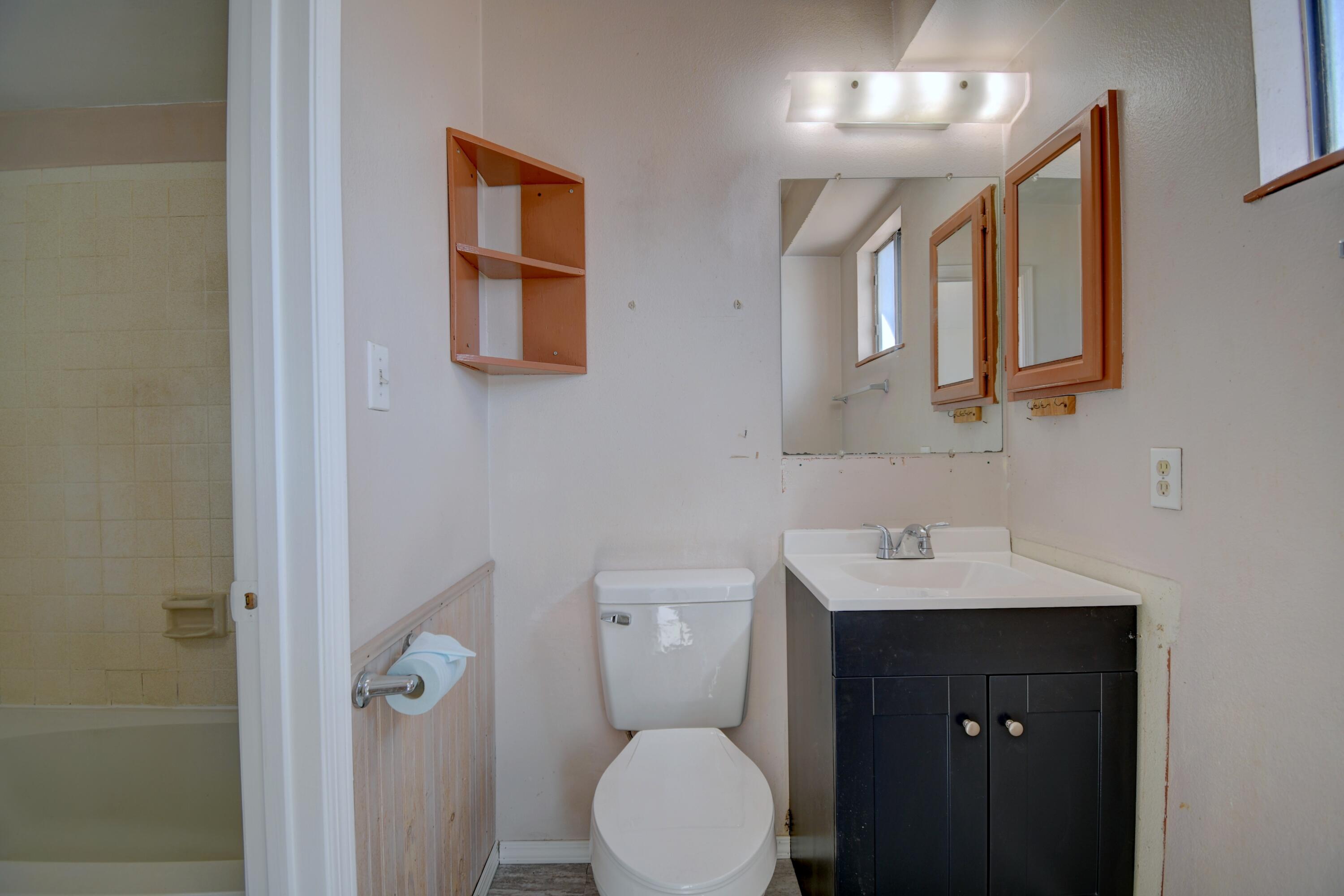 837 Madeira Drive SE