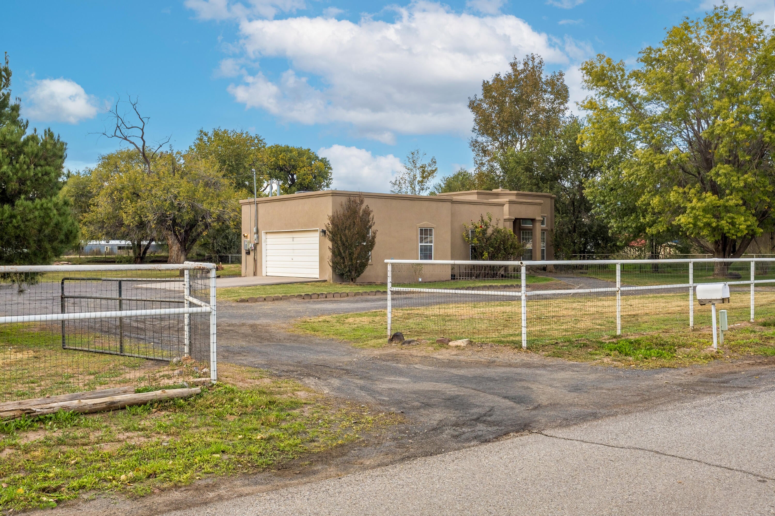 23 Shadow View Road
