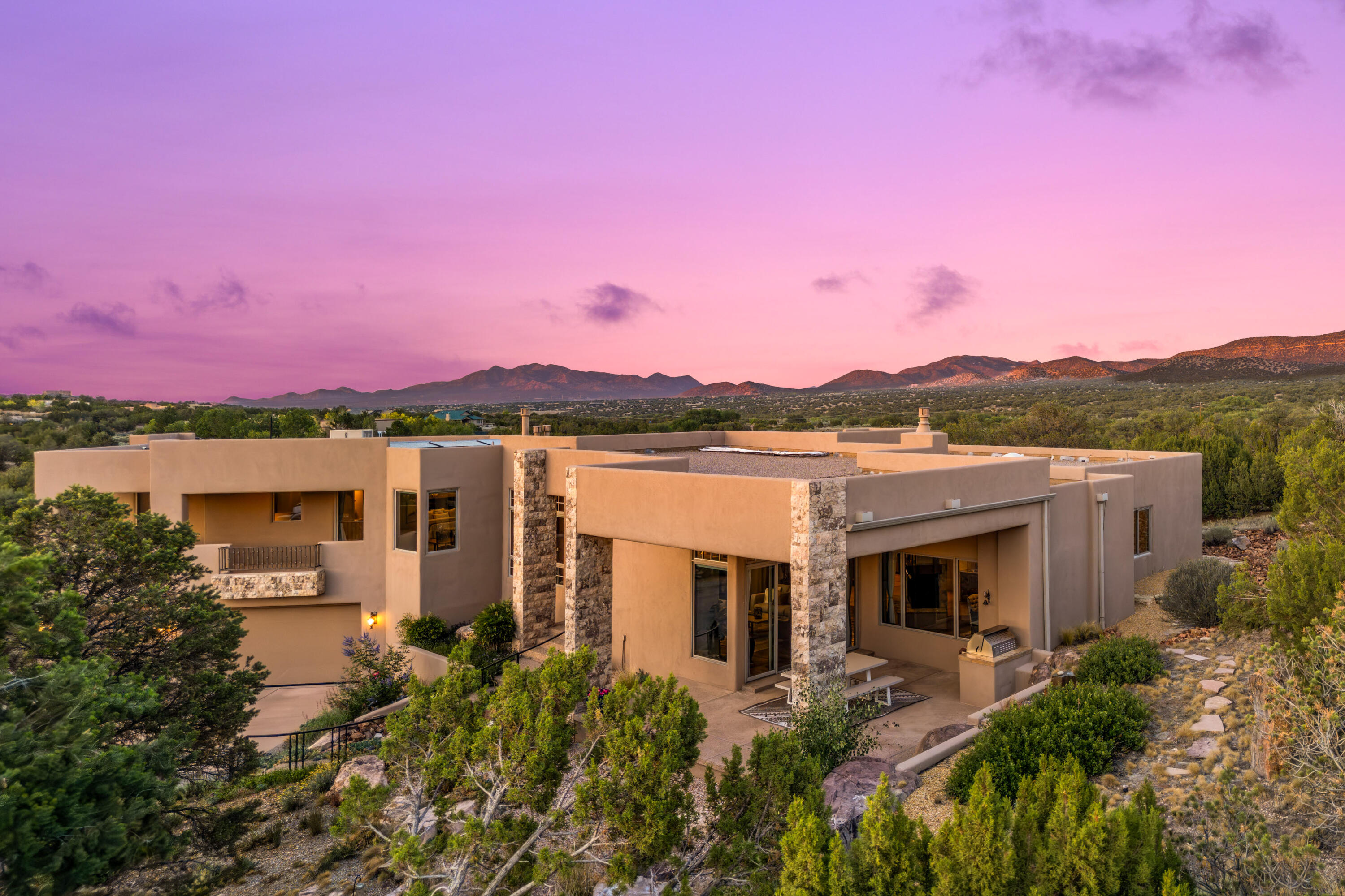 2 Concha Court