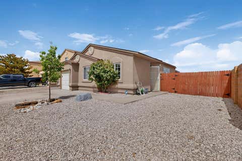 Photo of 736 Torretta Drive SW, Albuquerque, NM 87121 (MLS # 1108629)