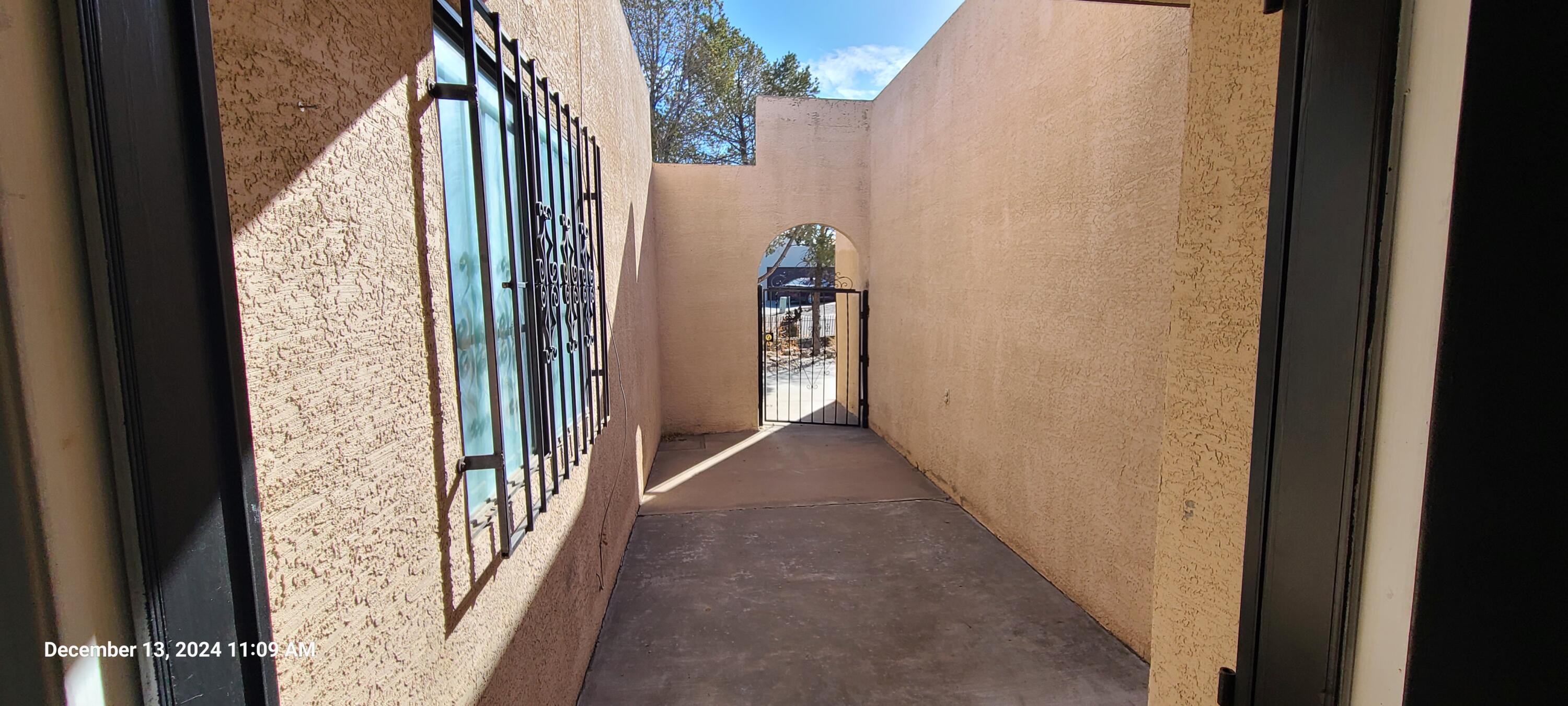 1112 Calle Del Valle Place, Rio Communities, New Mexico image 2