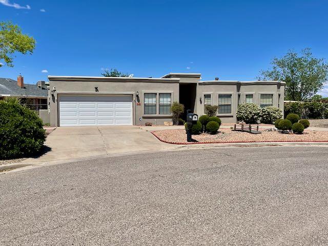 505 Laura Court, Belen, New Mexico image 1