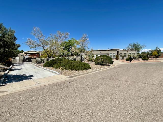 505 Laura Court, Belen, New Mexico image 3