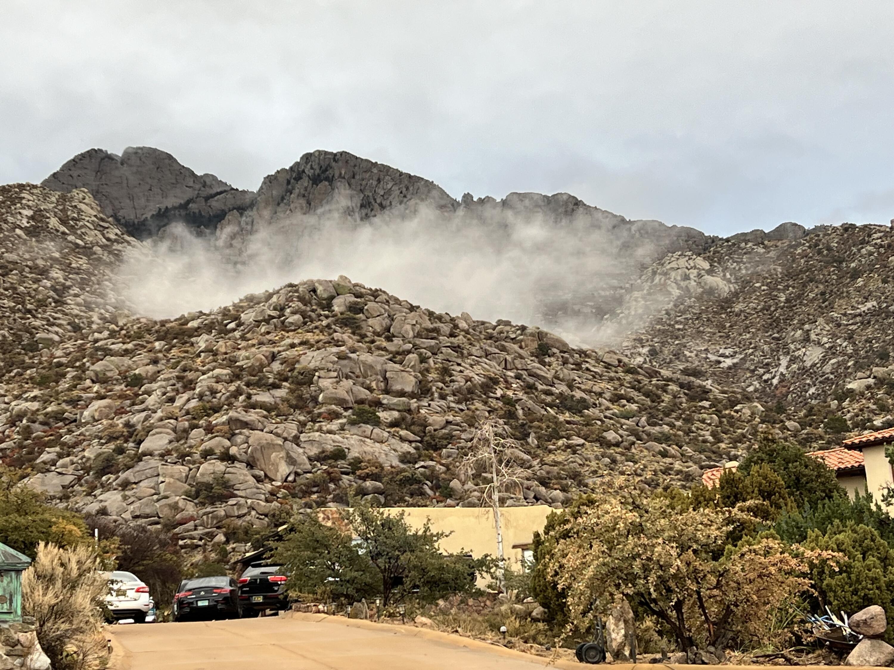 252 SPRING CREEK Place NE