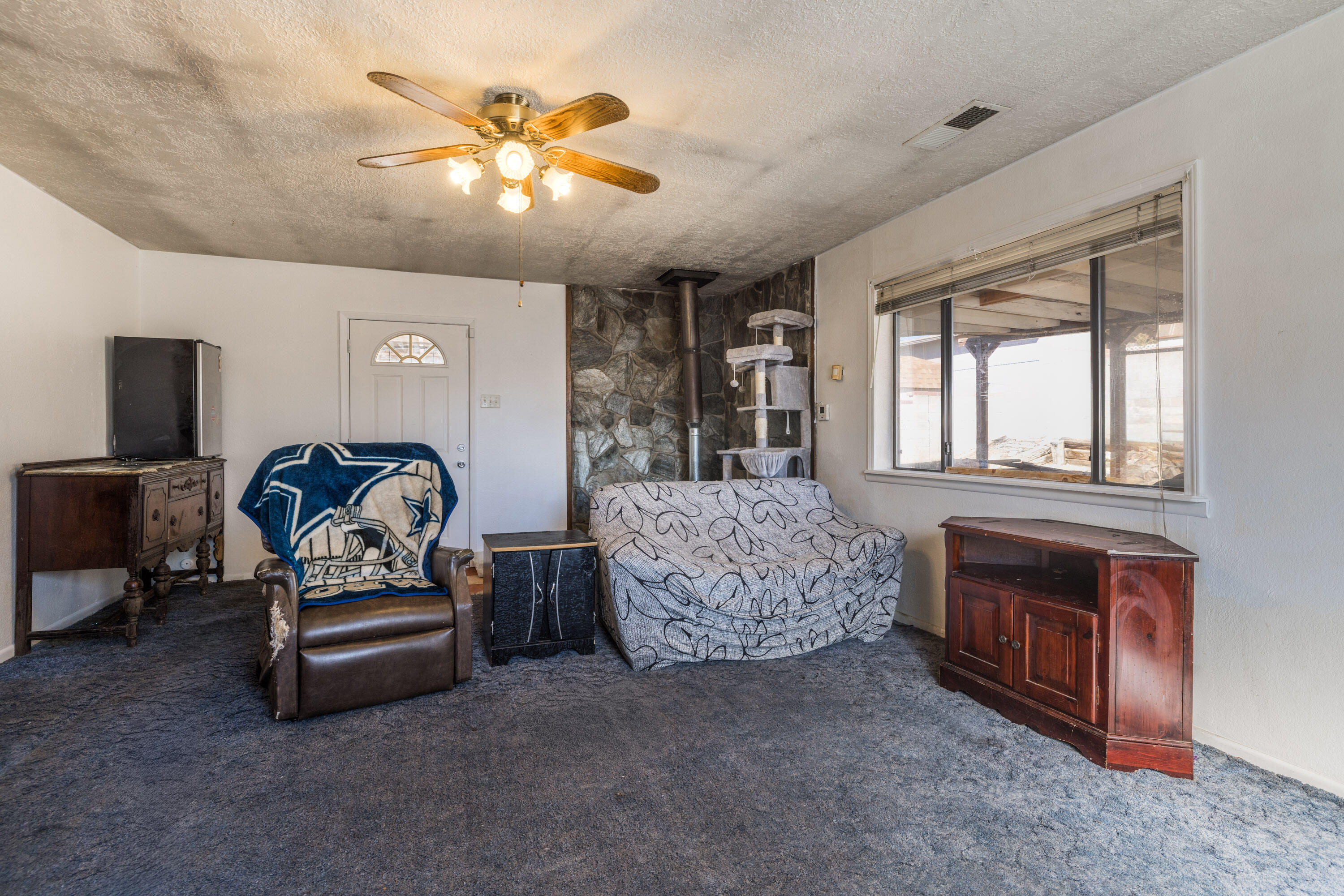 Albuquerque, New Mexico 87121, United States, 3 Bedrooms Bedrooms, ,1 BathroomBathrooms,Residential,Active,219224