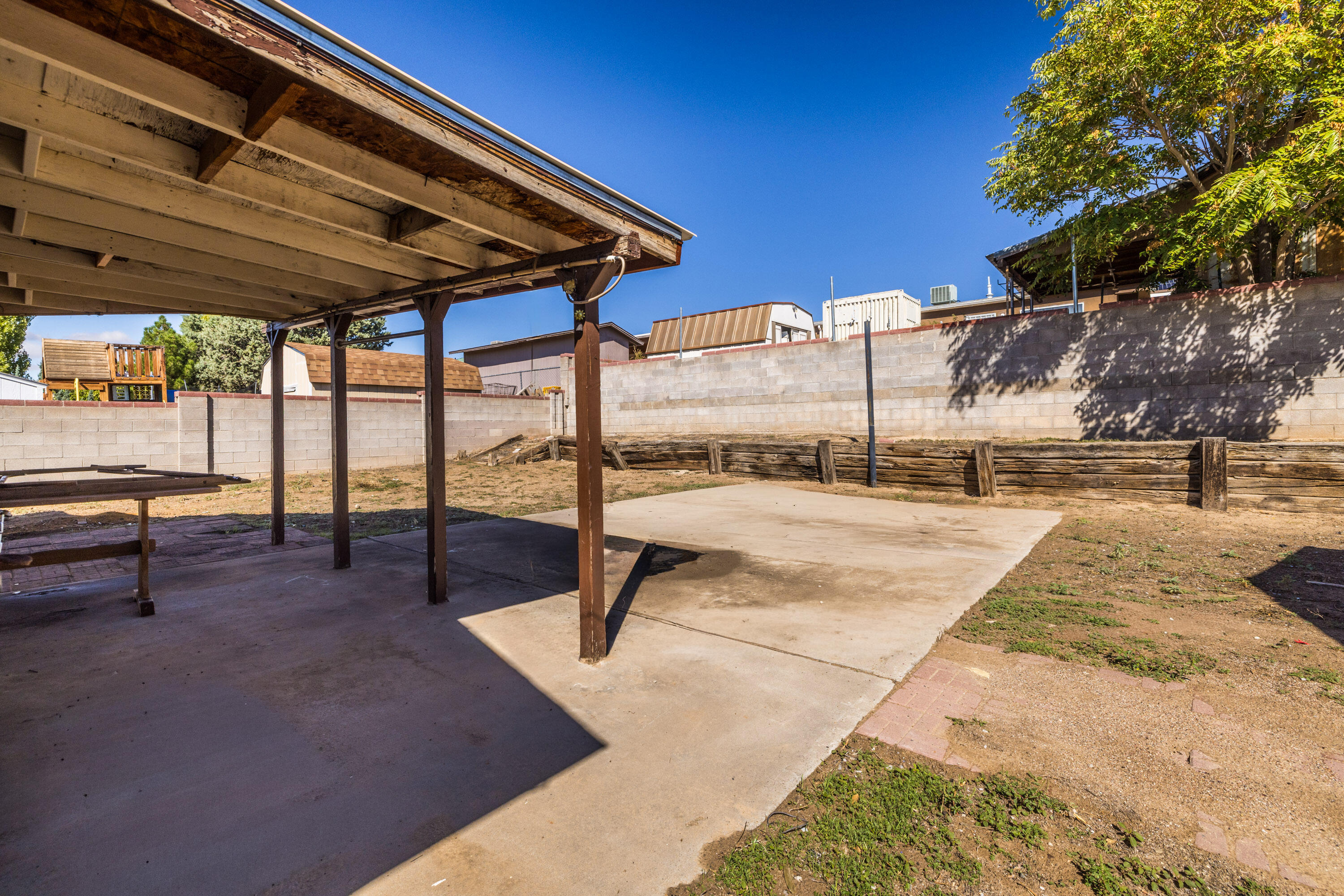 Albuquerque, New Mexico 87121, United States, 3 Bedrooms Bedrooms, ,1 BathroomBathrooms,Residential,Active,219224