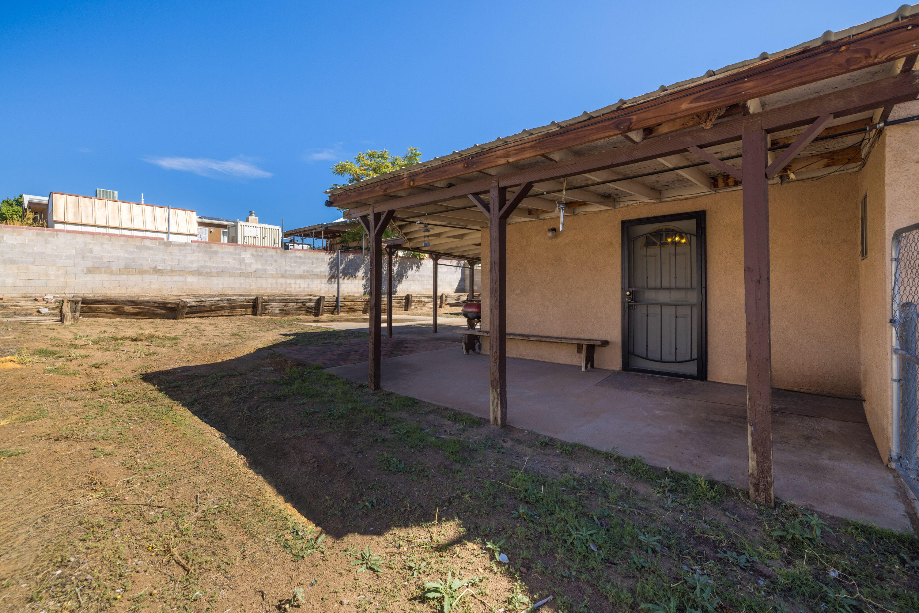 Albuquerque, New Mexico 87121, United States, 3 Bedrooms Bedrooms, ,1 BathroomBathrooms,Residential,Active,219224