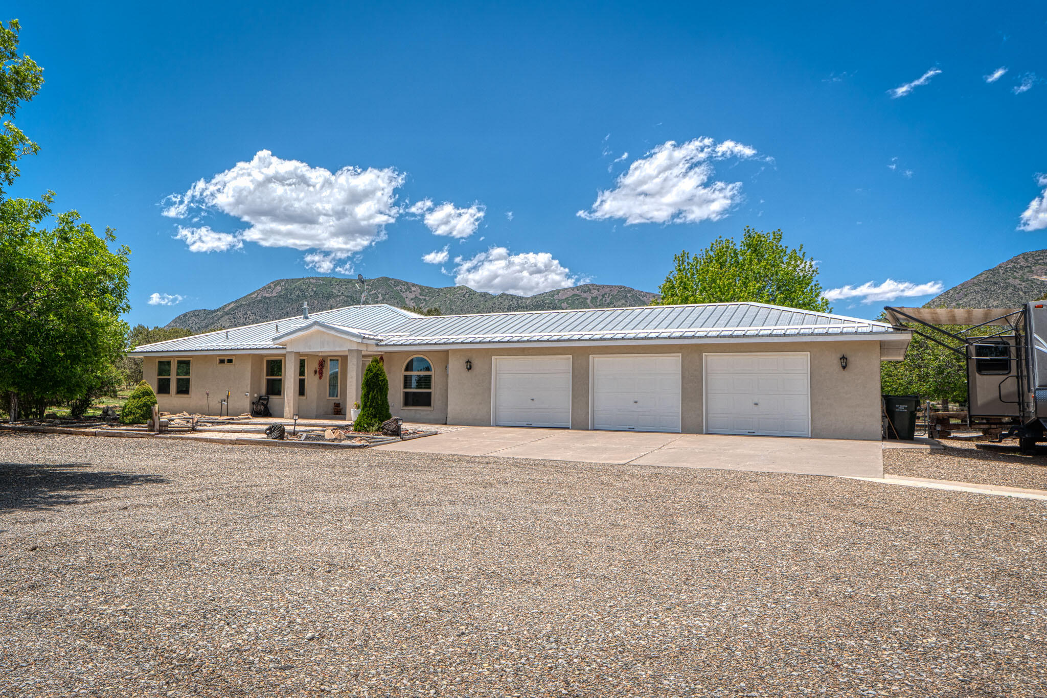 817 Nm 344 #b, Edgewood, New Mexico image 4