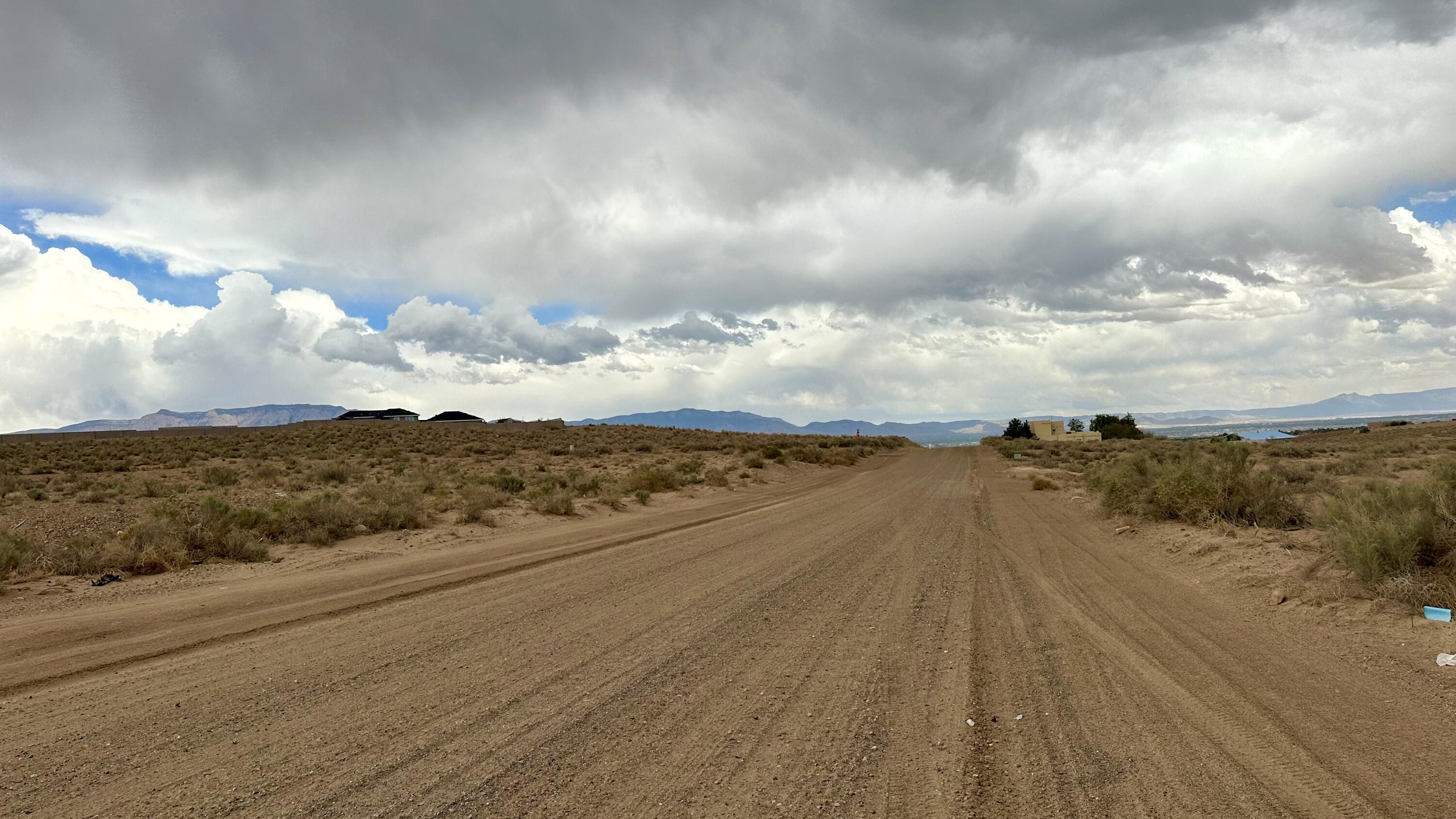 1104 Vargas Rd, Rio Rancho, New Mexico image 3