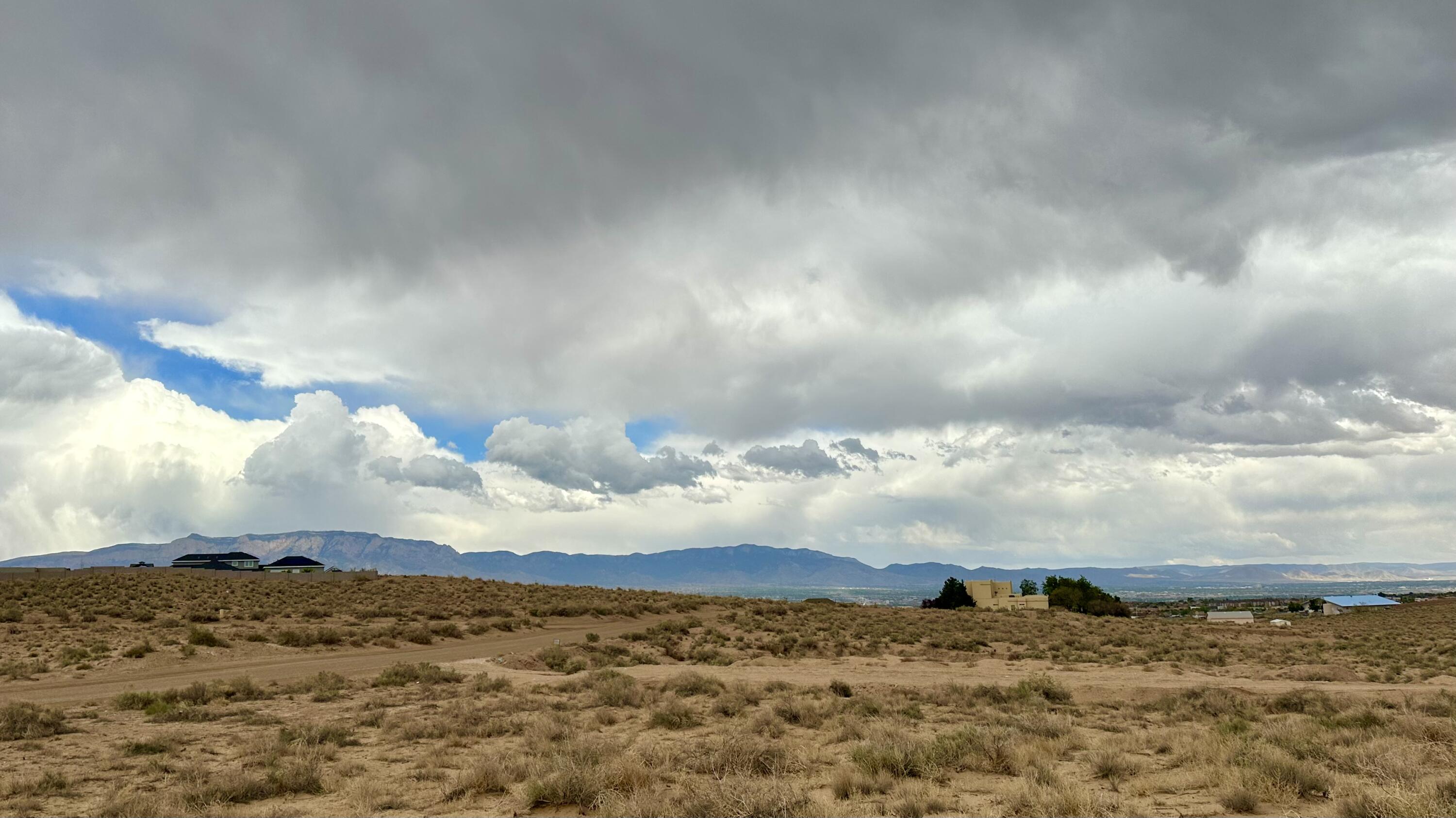 1104 Vargas Rd, Rio Rancho, New Mexico image 2