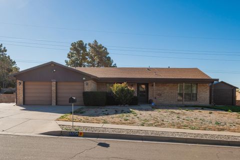 Photo of 12216 La Charles Avenue NE, Albuquerque, NM 87112 (MLS # 1094318)