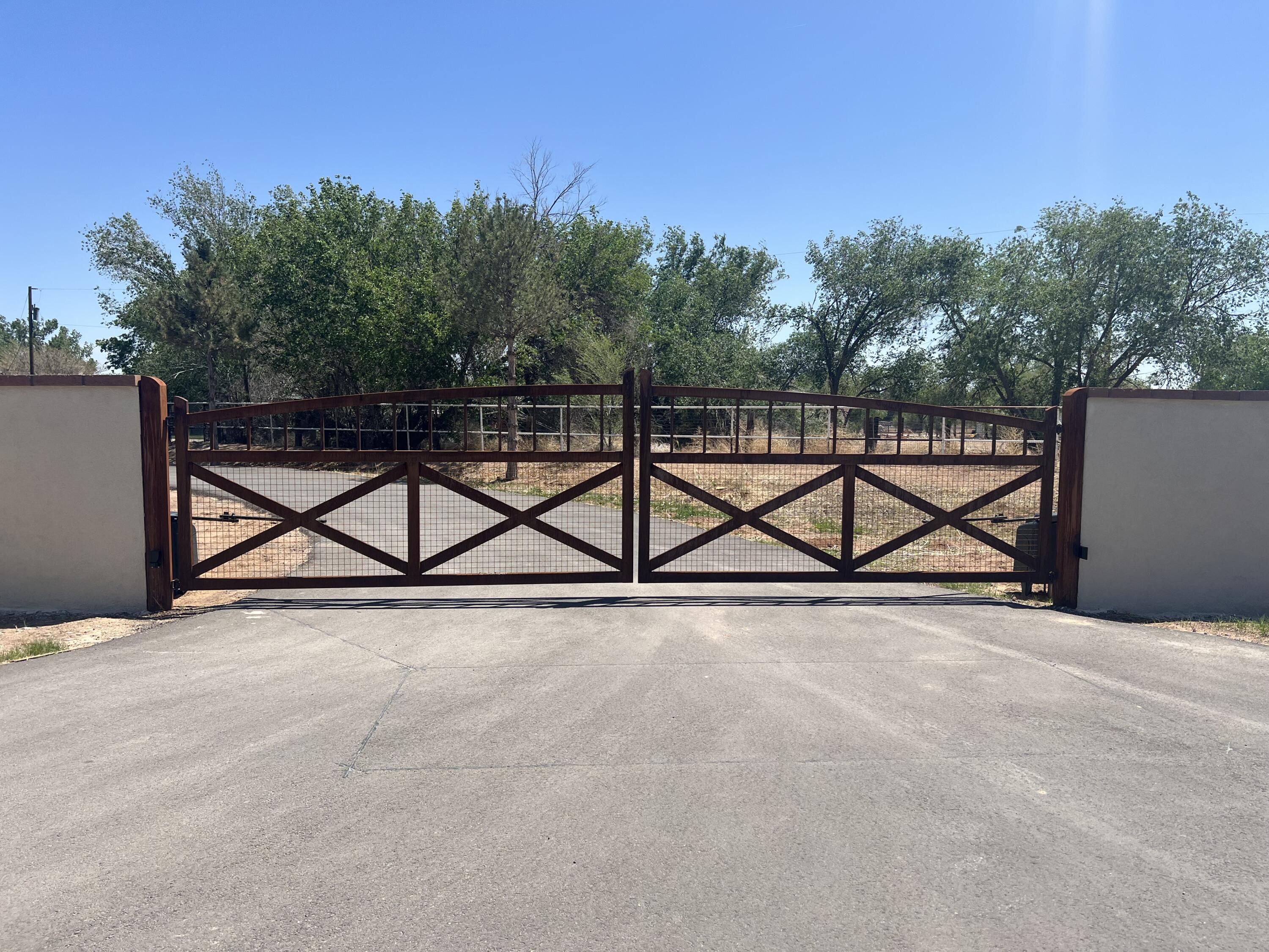 420 Pueblito Lane, Corrales, New Mexico image 18