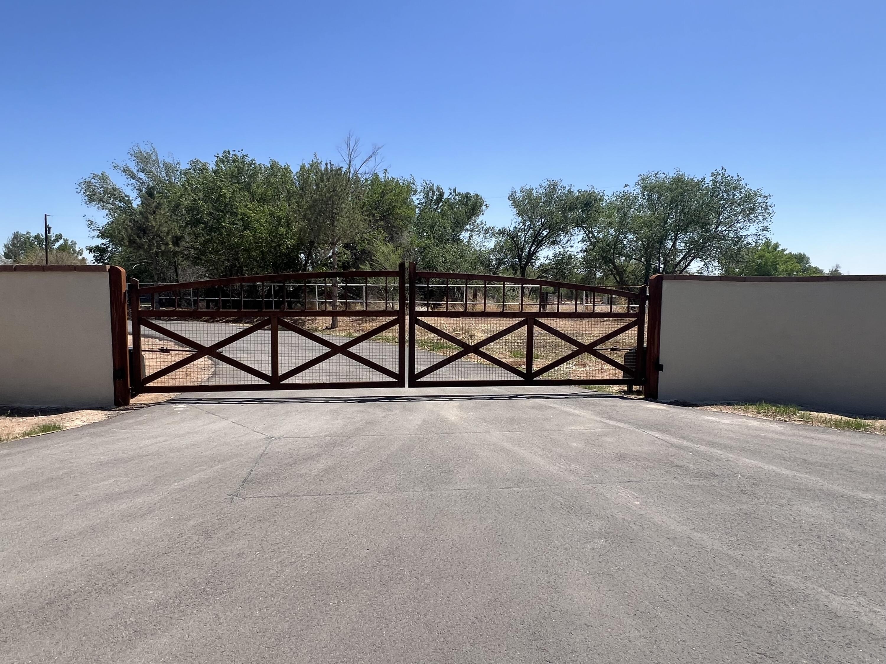 420 Pueblito Lane, Corrales, New Mexico image 13