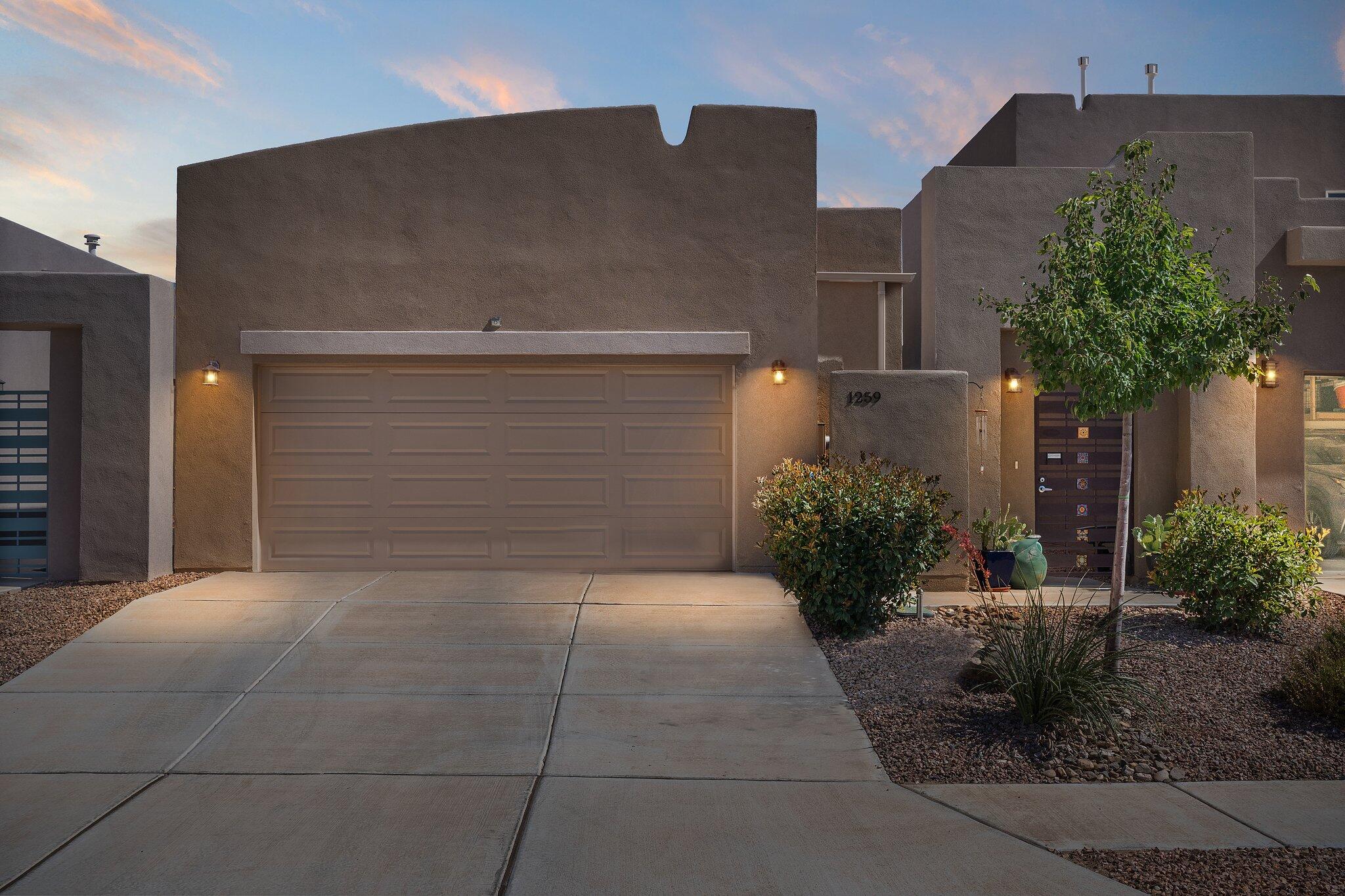 1259 Tierra Verde Loop, Los Lunas, New Mexico image 1