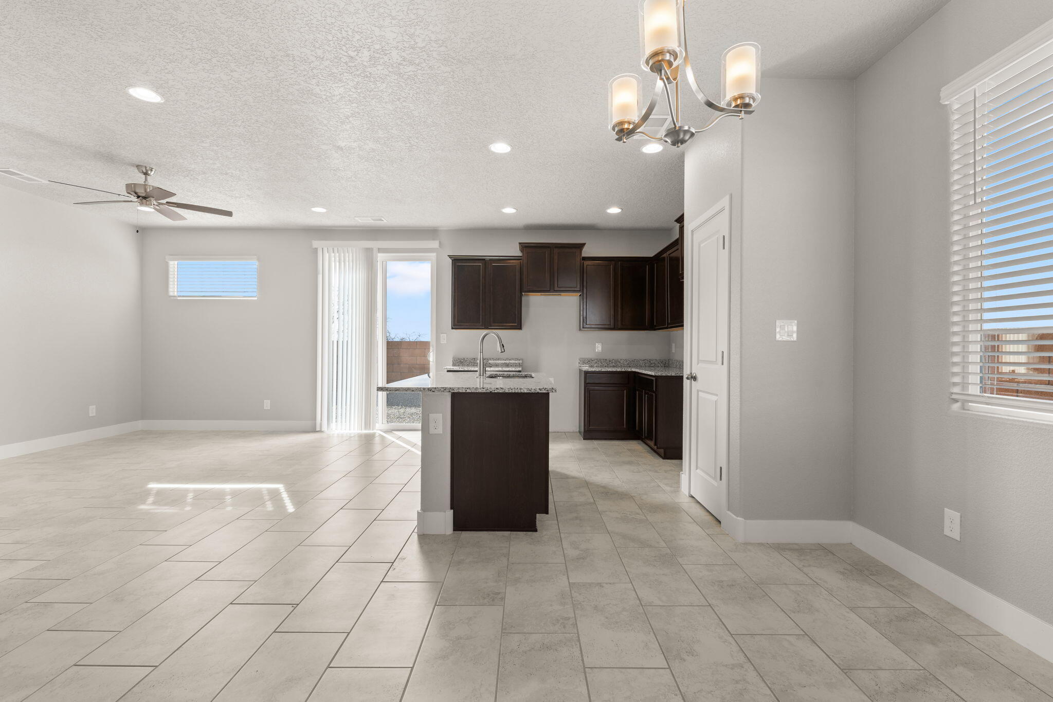 1882 Sunrise Lane SE