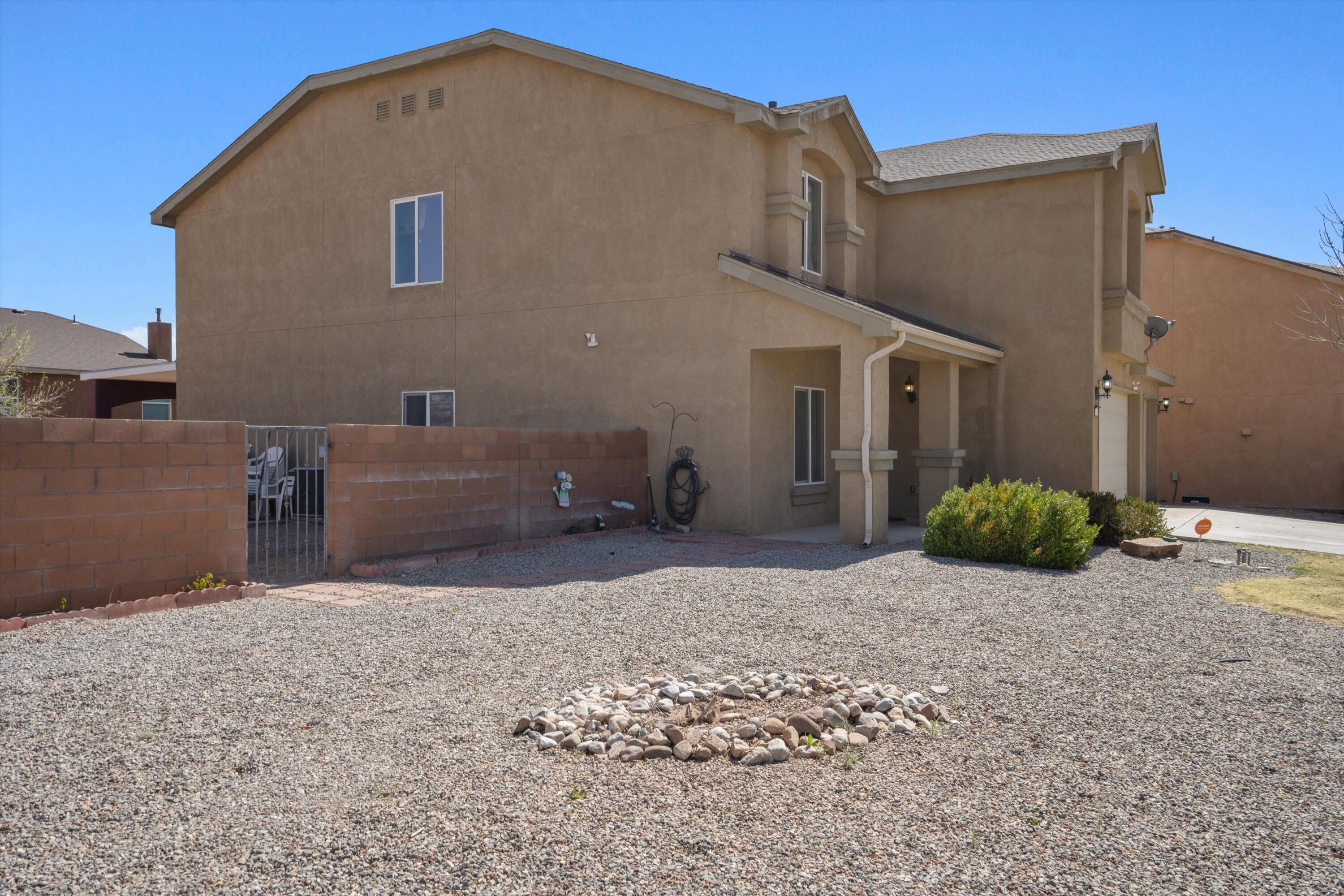 1040 Festival Court, Los Lunas, New Mexico image 3