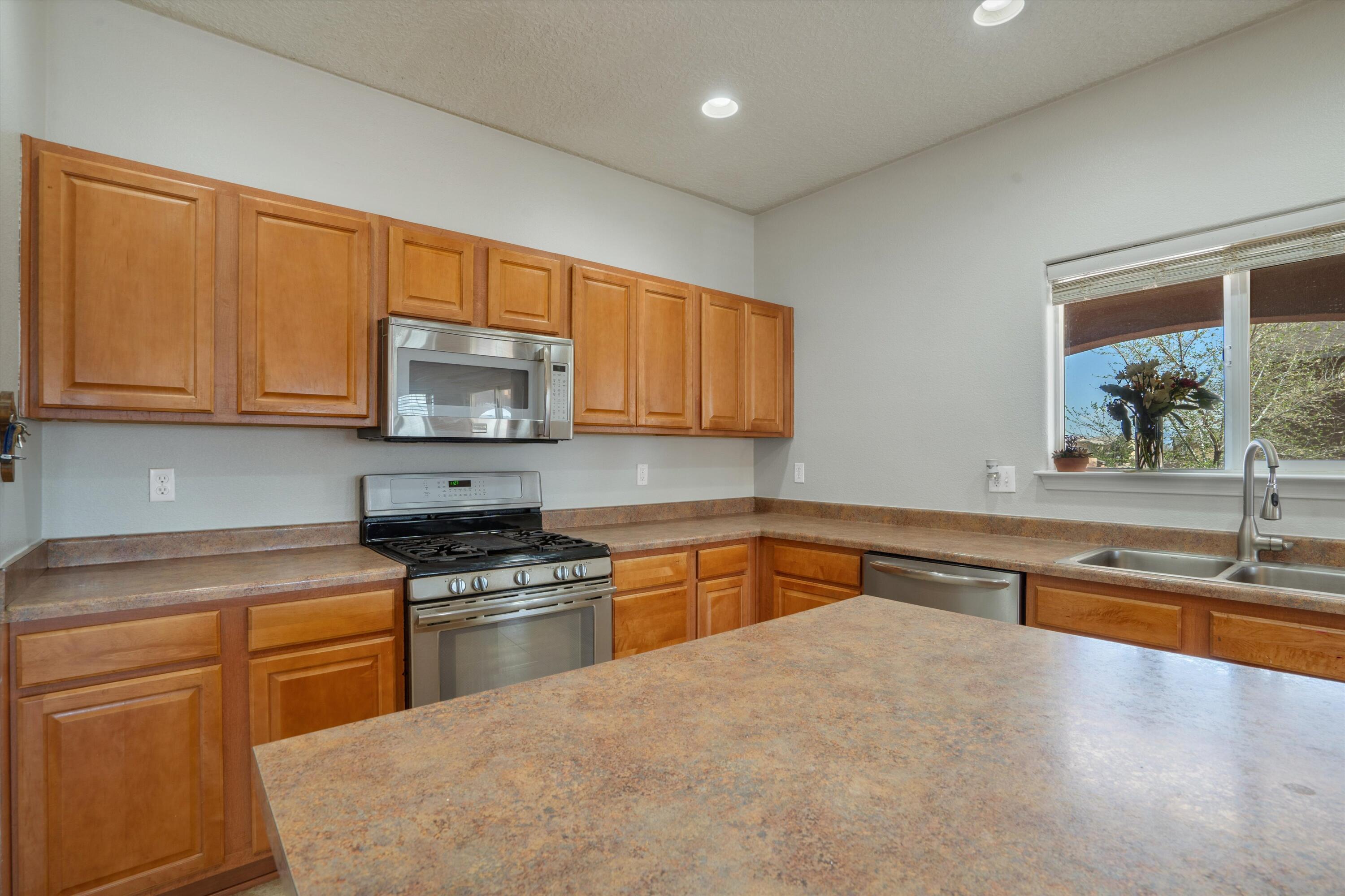 1040 Festival Court, Los Lunas, New Mexico image 17