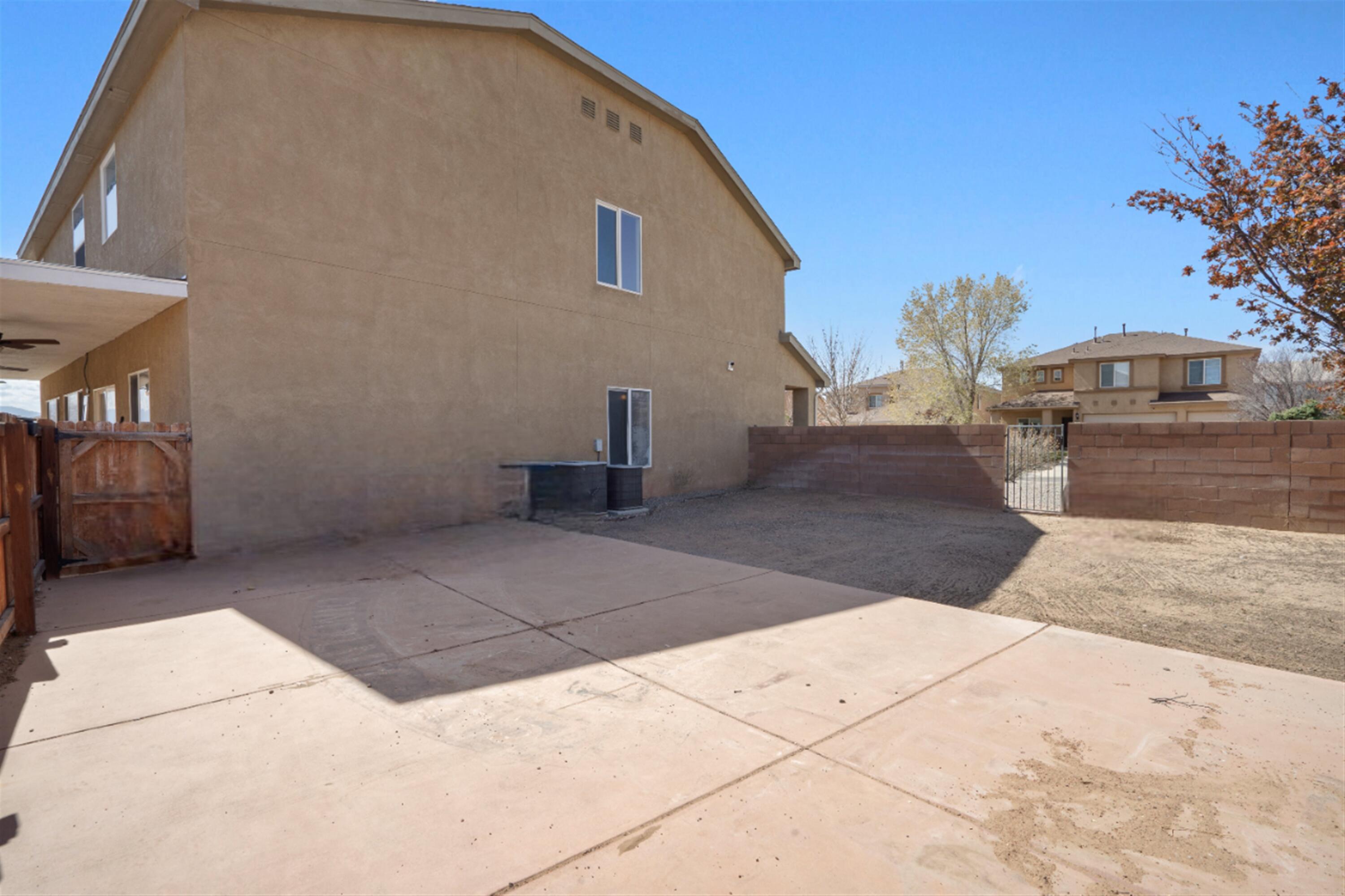 1040 Festival Court, Los Lunas, New Mexico image 4