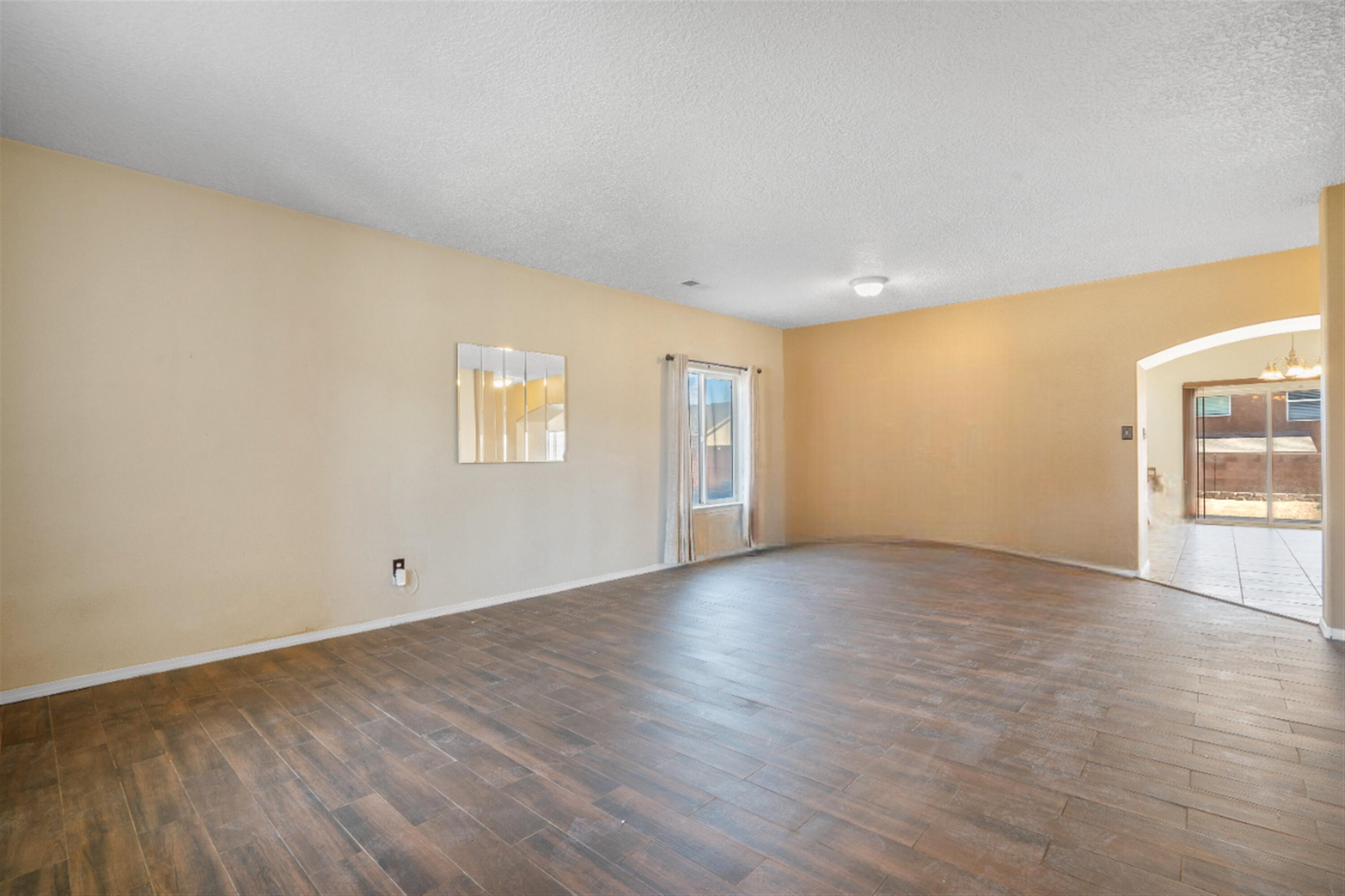 1040 Festival Court, Los Lunas, New Mexico image 5