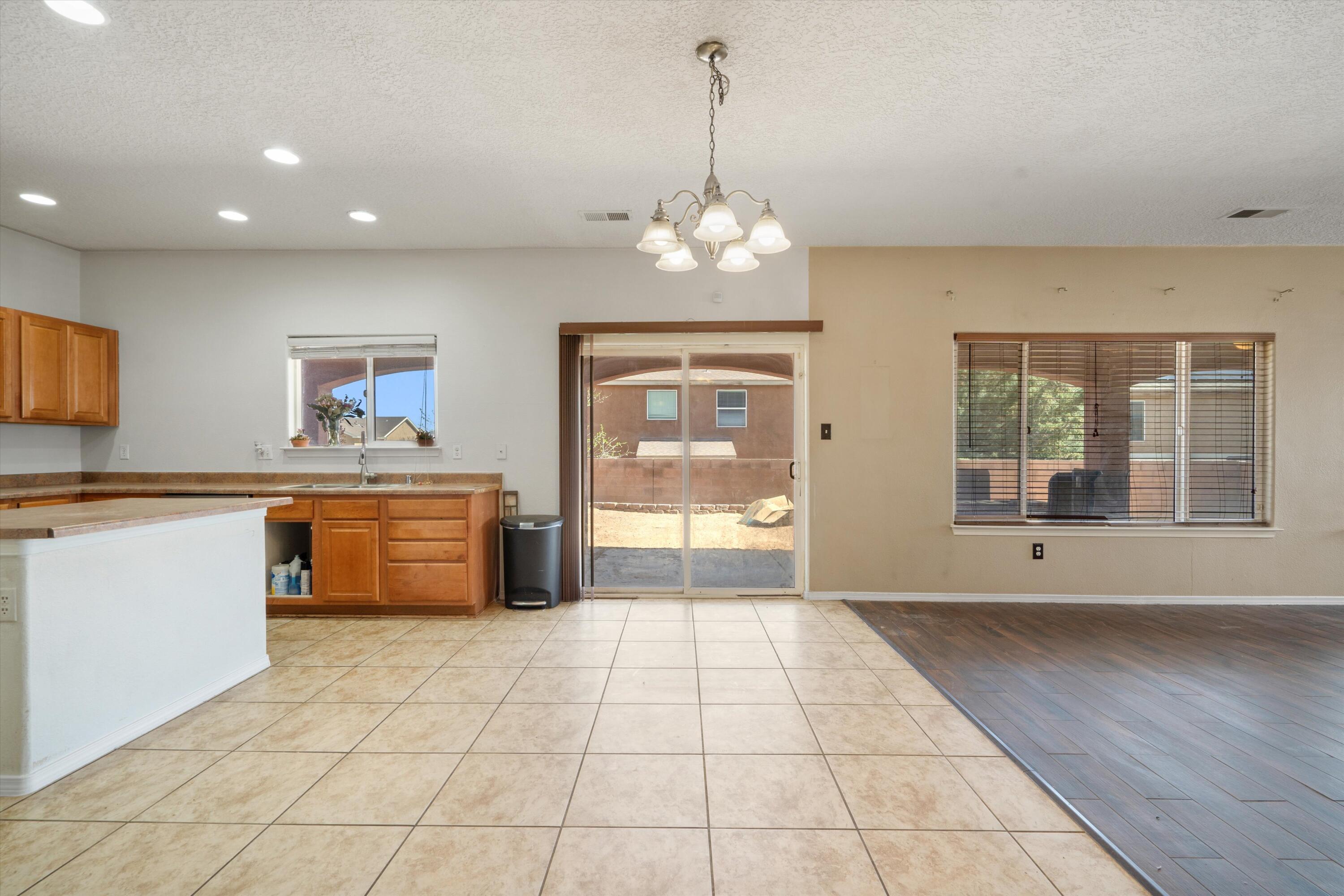 1040 Festival Court, Los Lunas, New Mexico image 10
