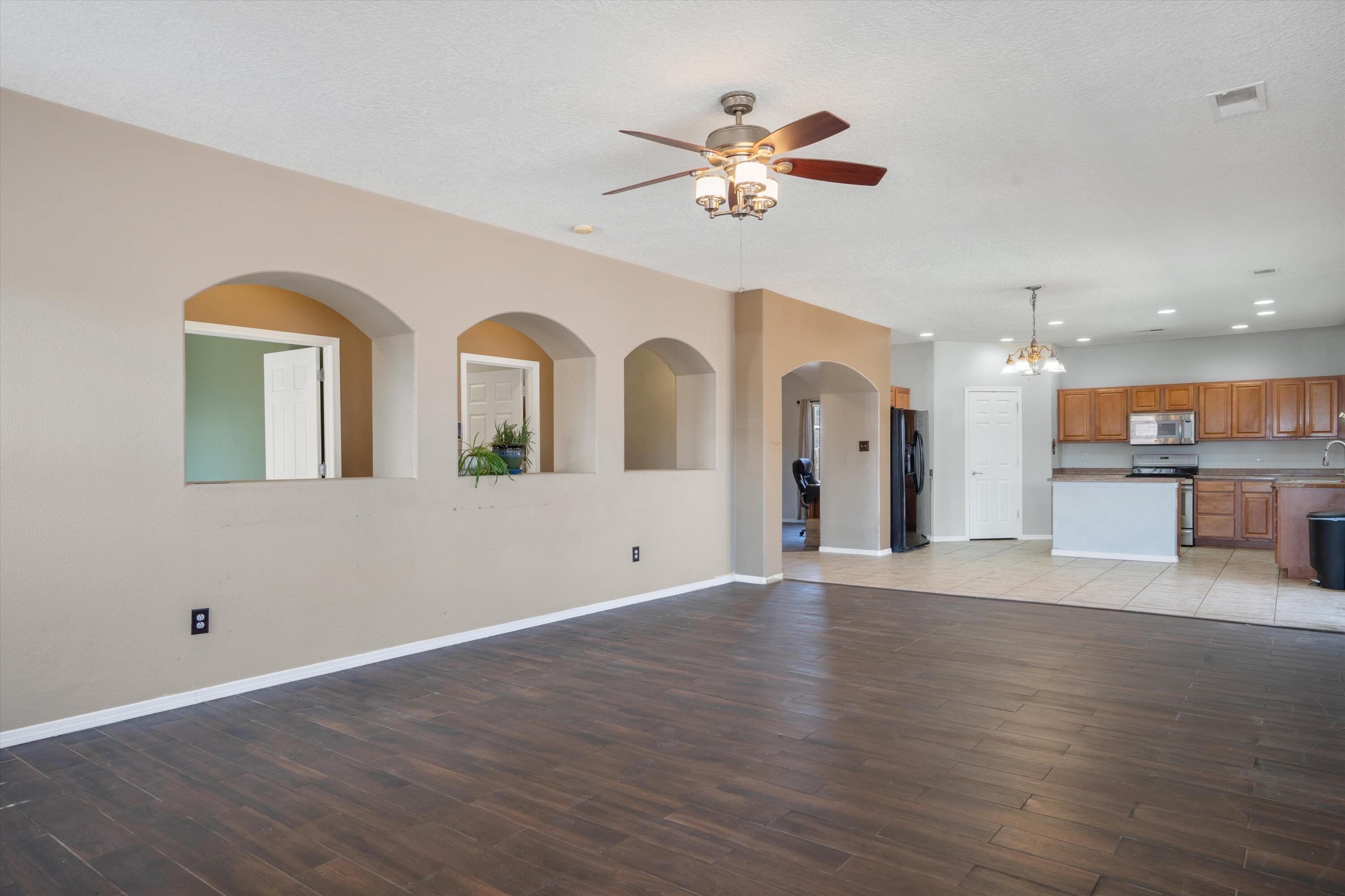 1040 Festival Court, Los Lunas, New Mexico image 13