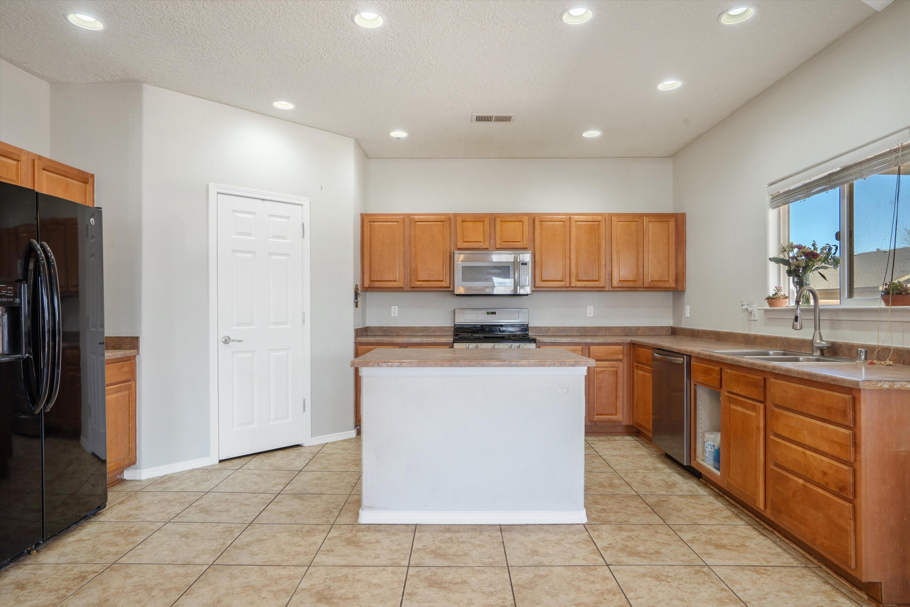 1040 Festival Court, Los Lunas, New Mexico image 14
