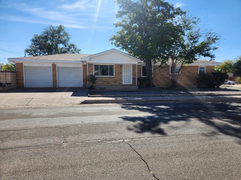 Photo of 1100 Georgia Street SE, Albuquerque, NM 87108 (MLS # 1094220)