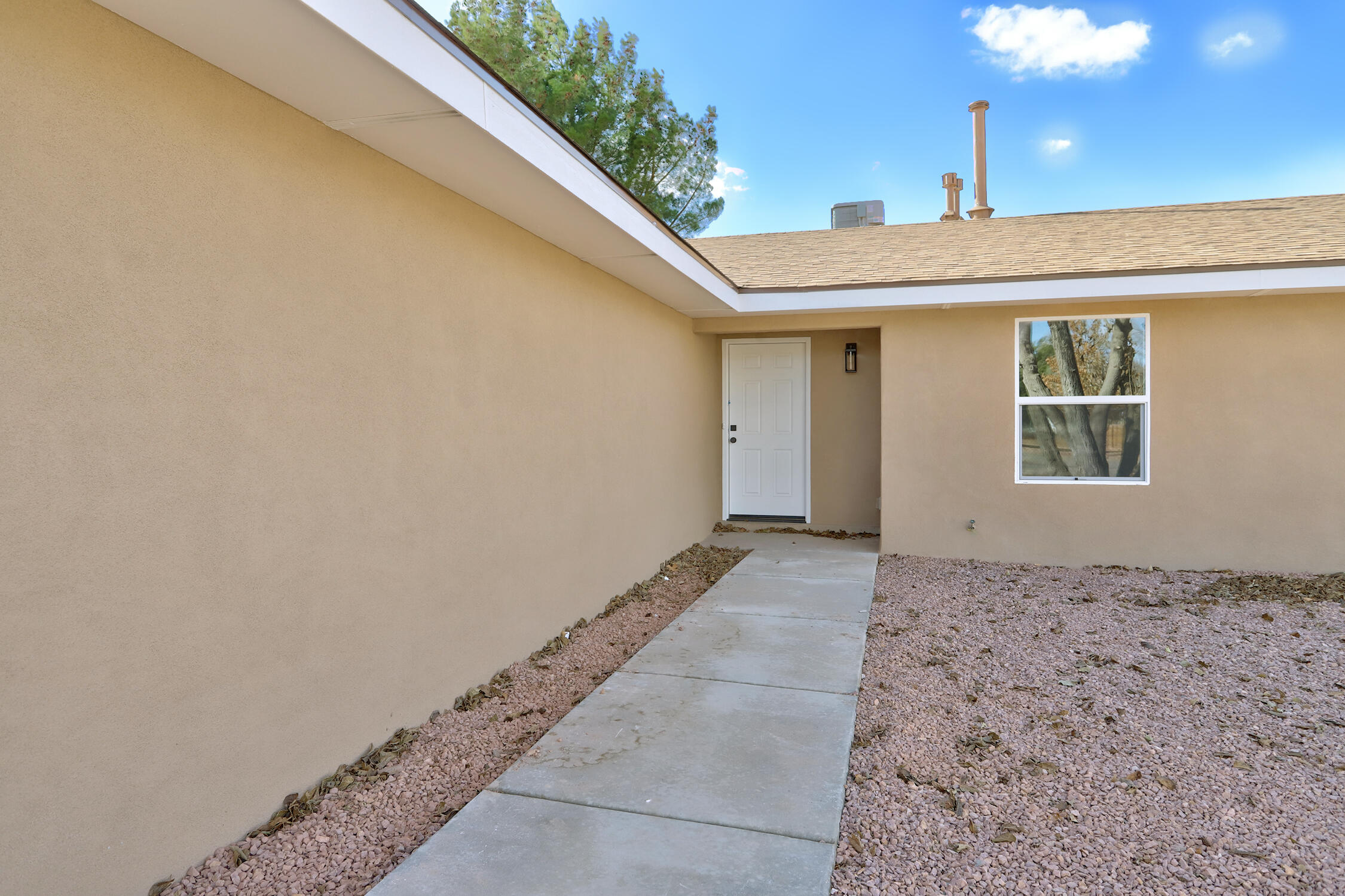 1575 Eldorado Loop, Bosque Farms, New Mexico image 4